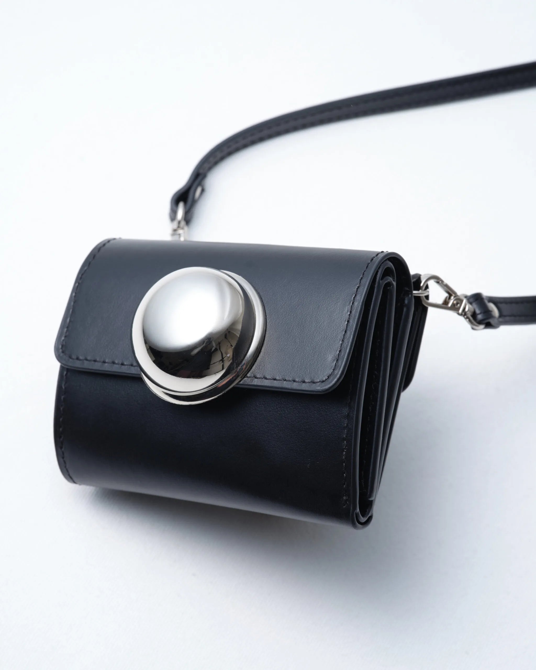 CUPOLA - SPHERE BUTTON LEATHER WALLET