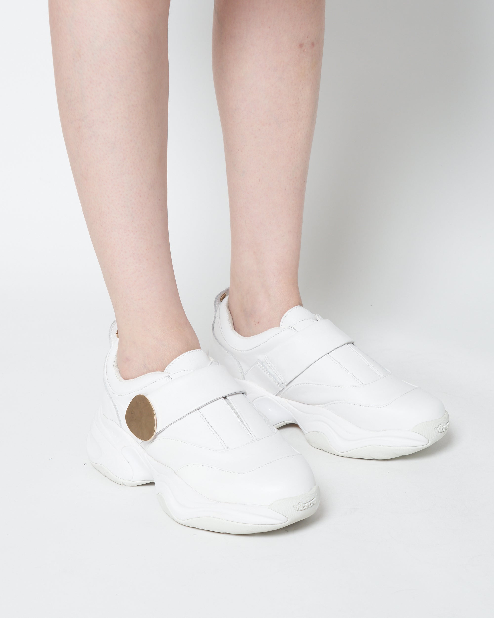 AMBER FOR HARUNOBUMURATA - WHITE