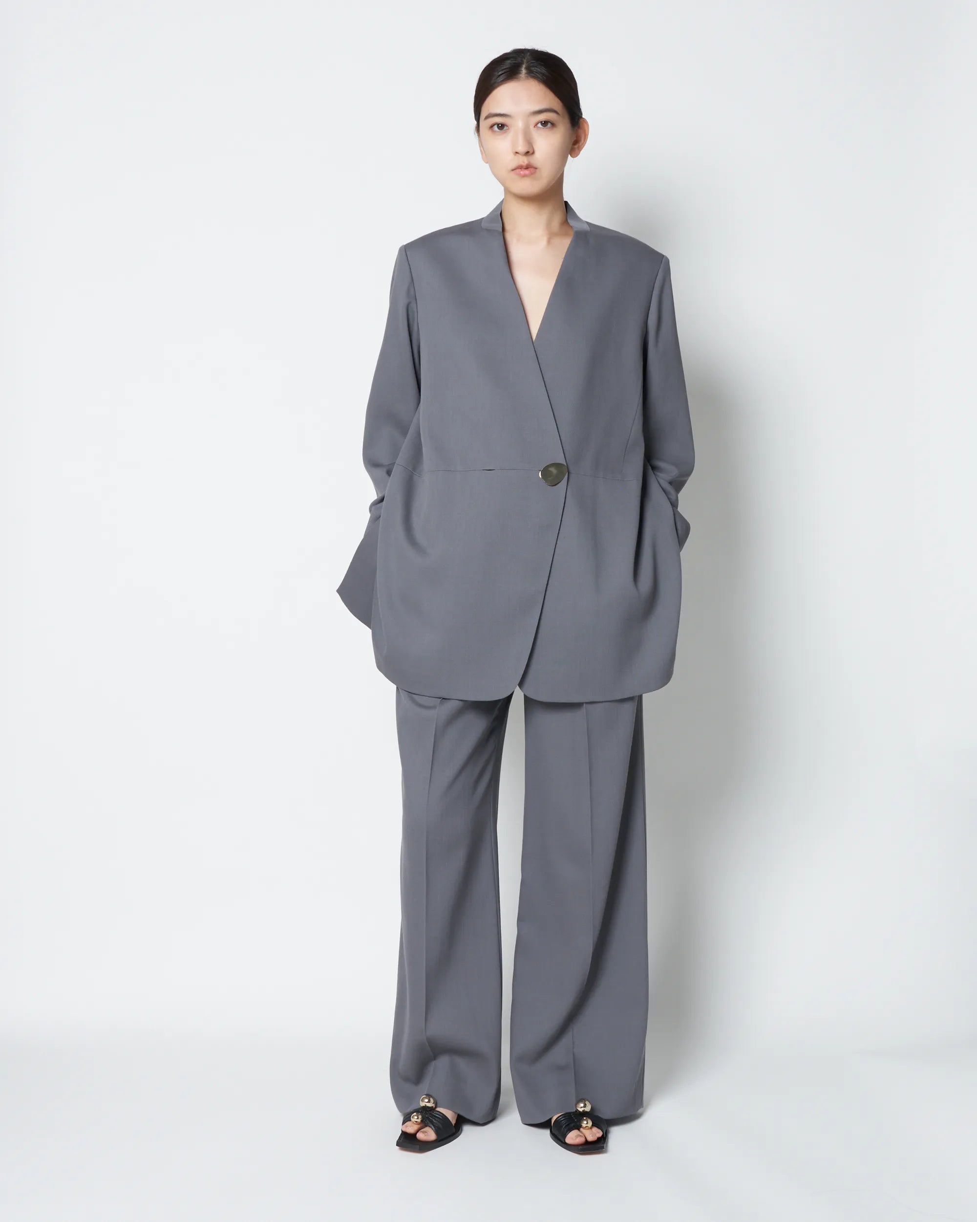 HARU - COLLARLESS SUMMER WOOL TAILORED BLAZER