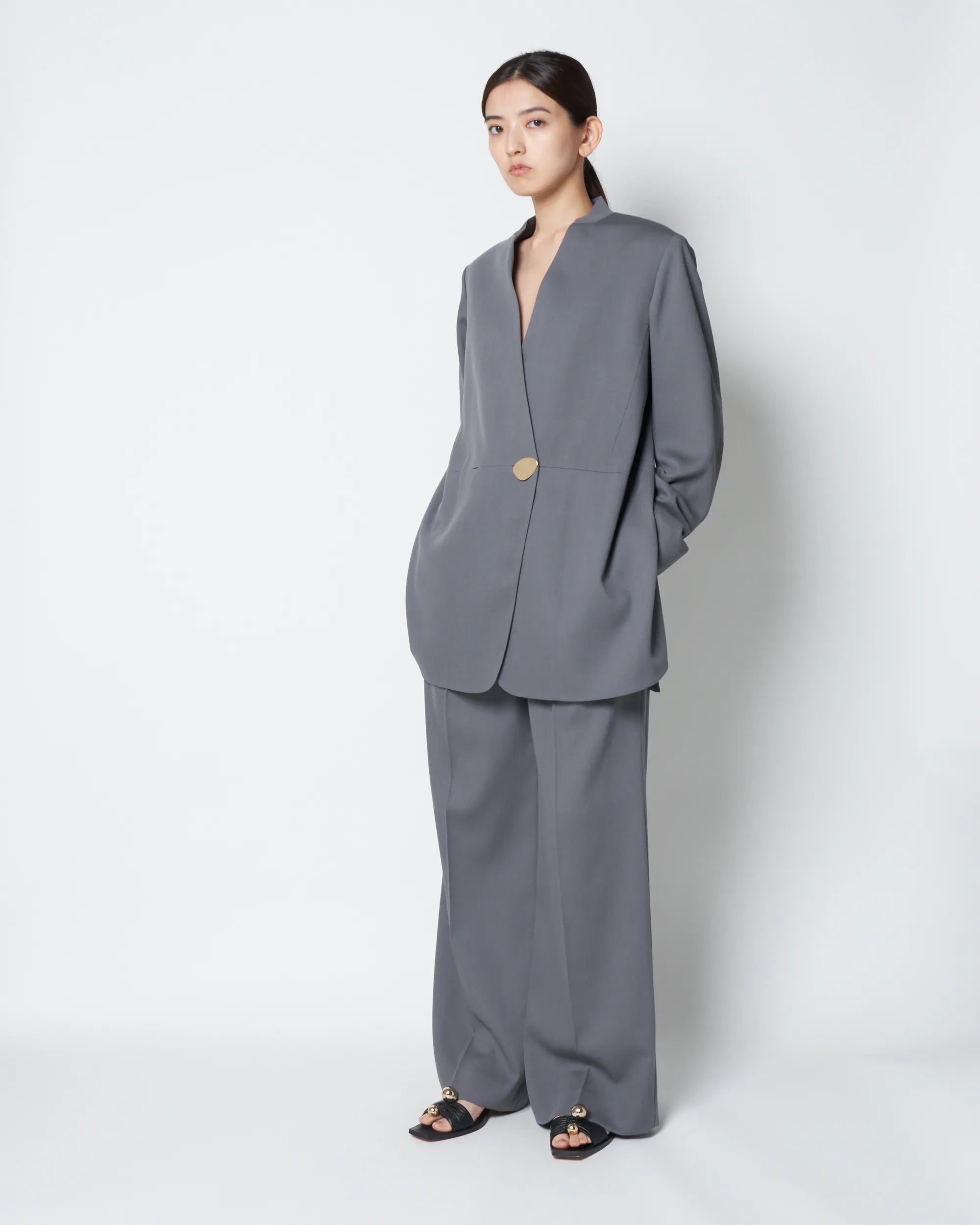 HARU - COLLARLESS SUMMER WOOL TAILORED BLAZER