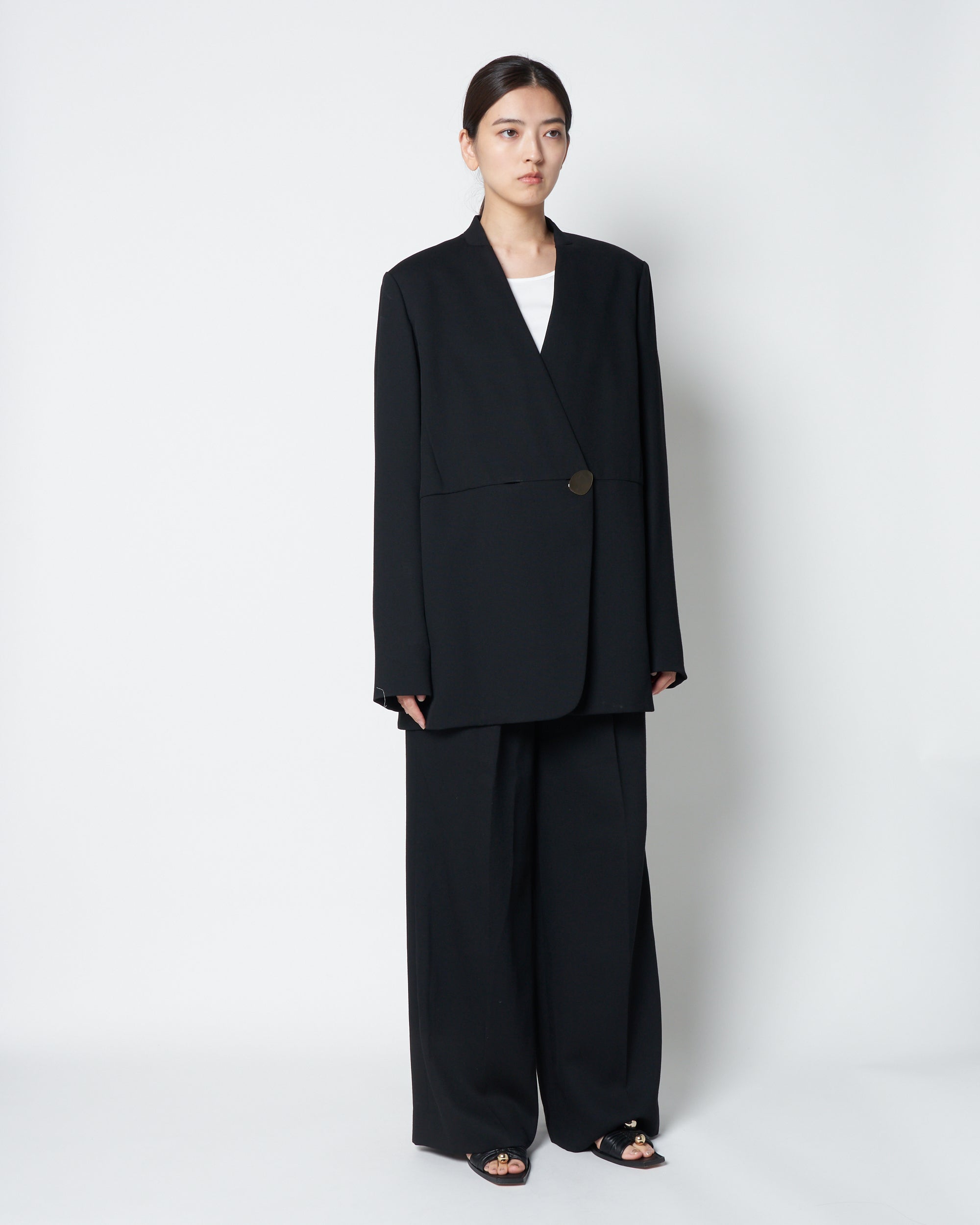 HARU - COLLARLESS SUMMER WOOL TAILORED BLAZER