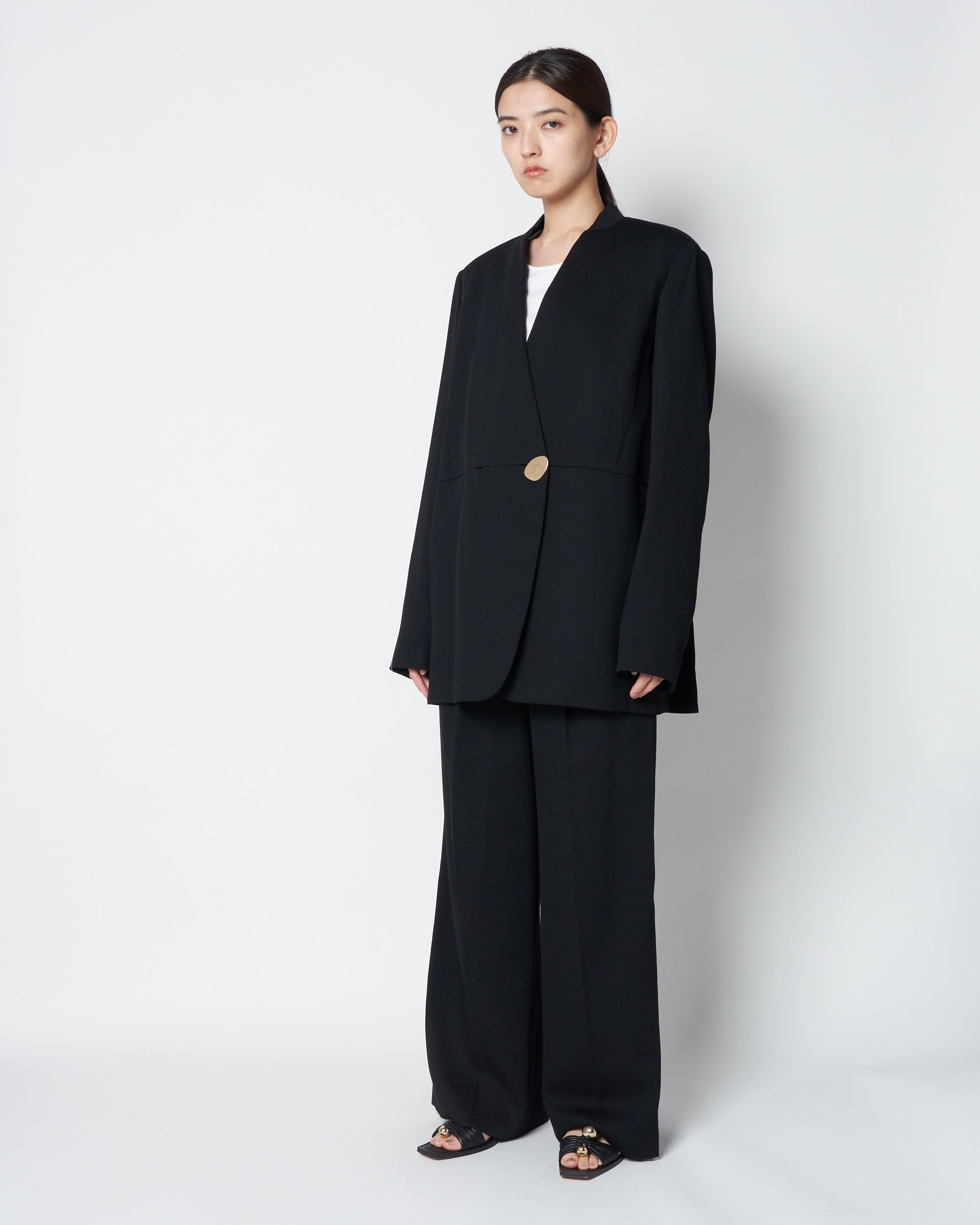 HARU - COLLARLESS SUMMER WOOL TAILORED BLAZER