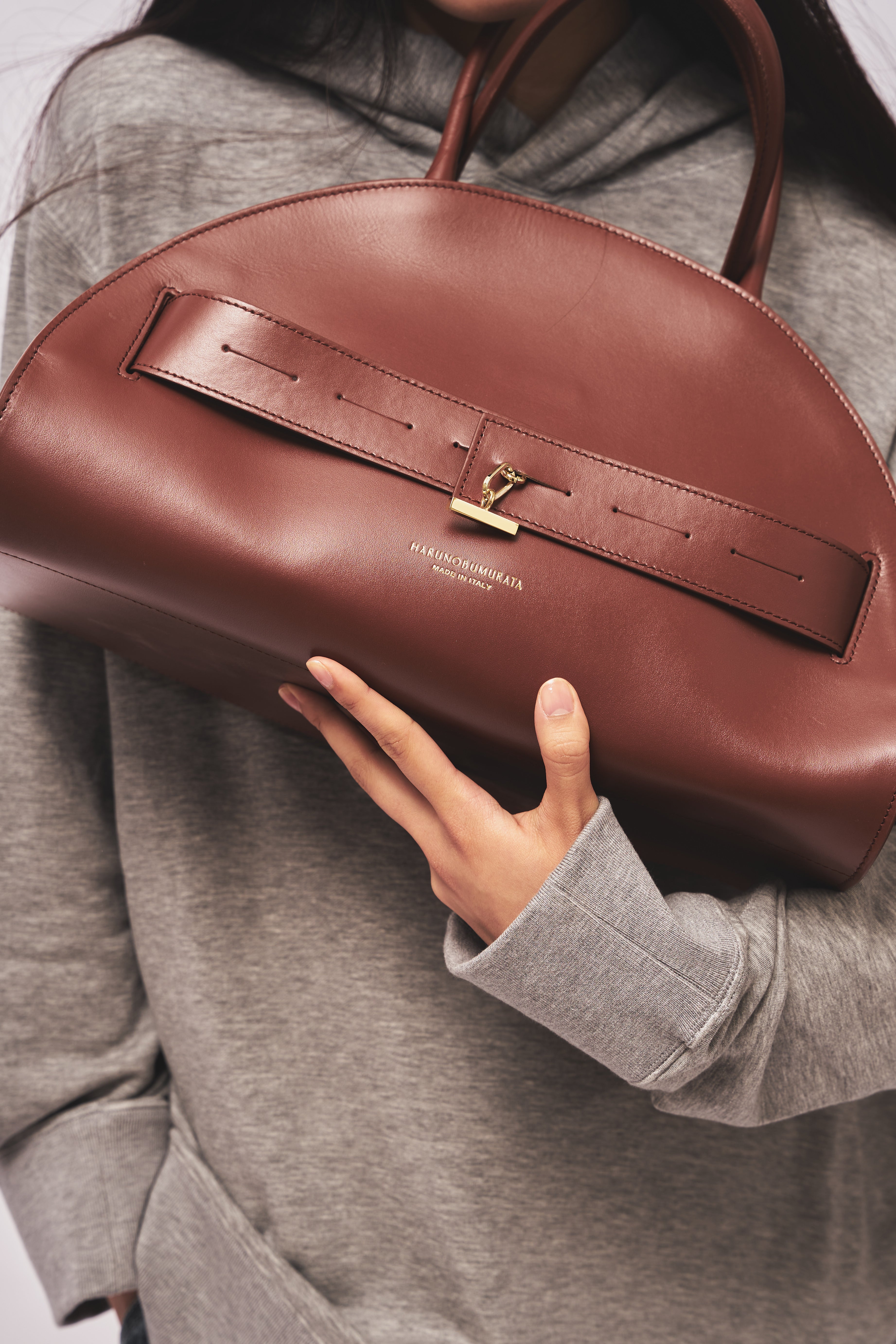 PIADA MEDIA - LEATHER BELTED MEDIUM BOSTON – HARUNOBUMURATA