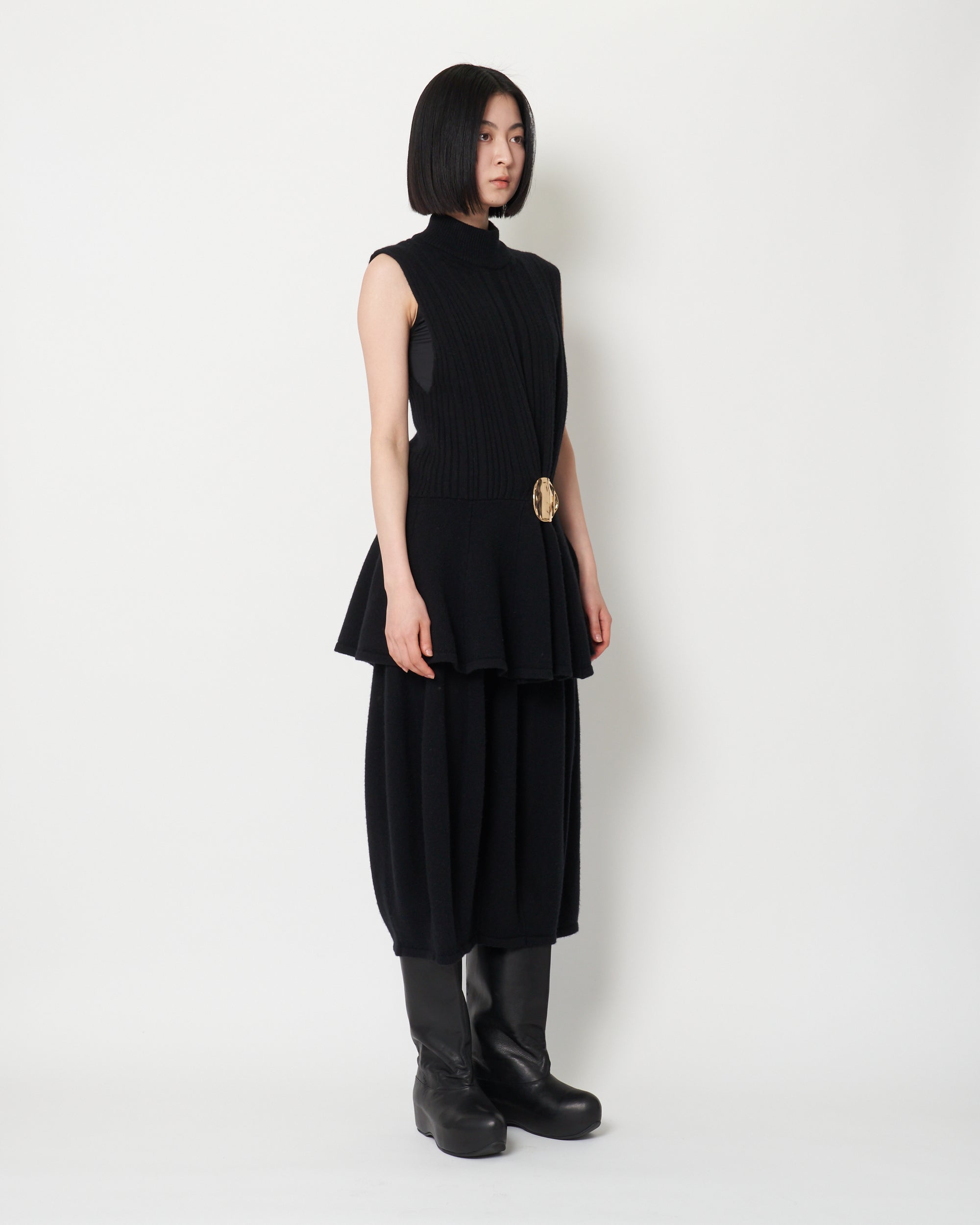KALI - BOILED WOOL SLEEVELESS KNIT TOP