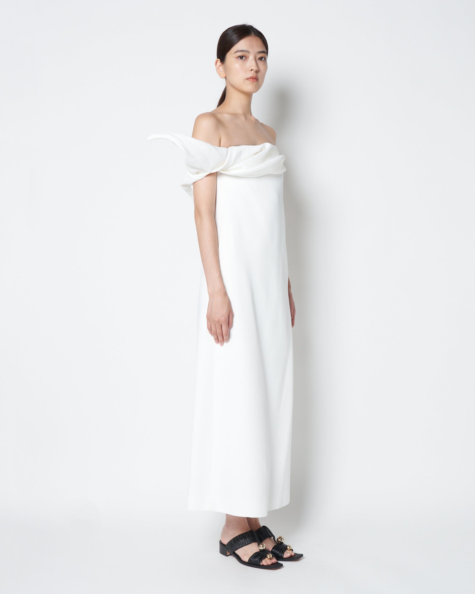 LAYLY - SCULPTURAL TUBE DRESS