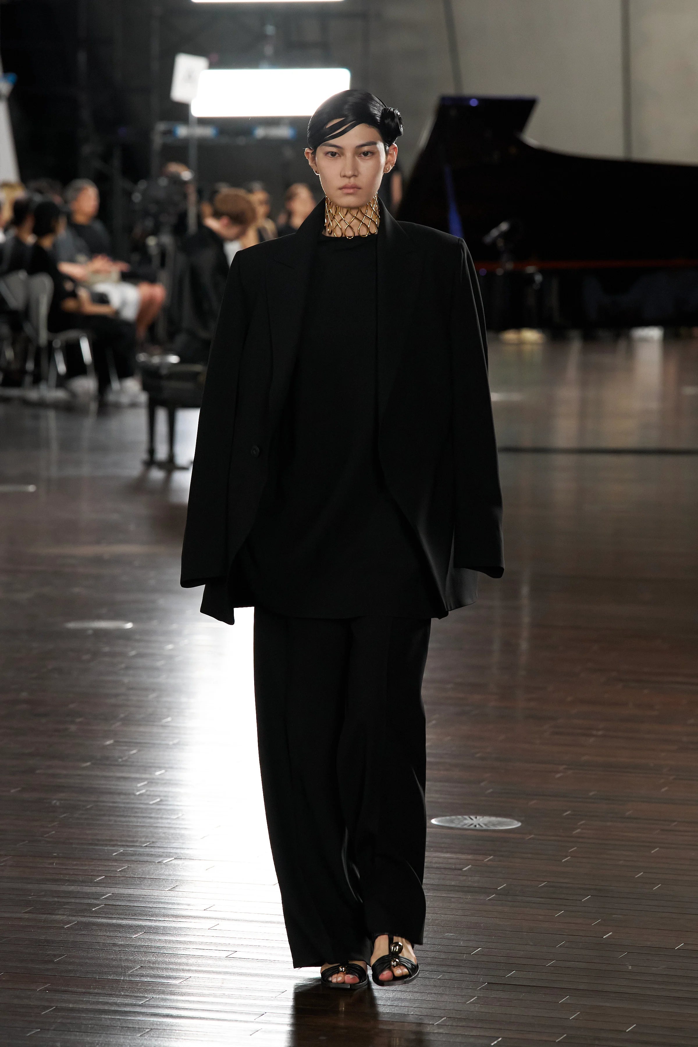 KRISTIN - SILK TAILORED JACKET - BLACK