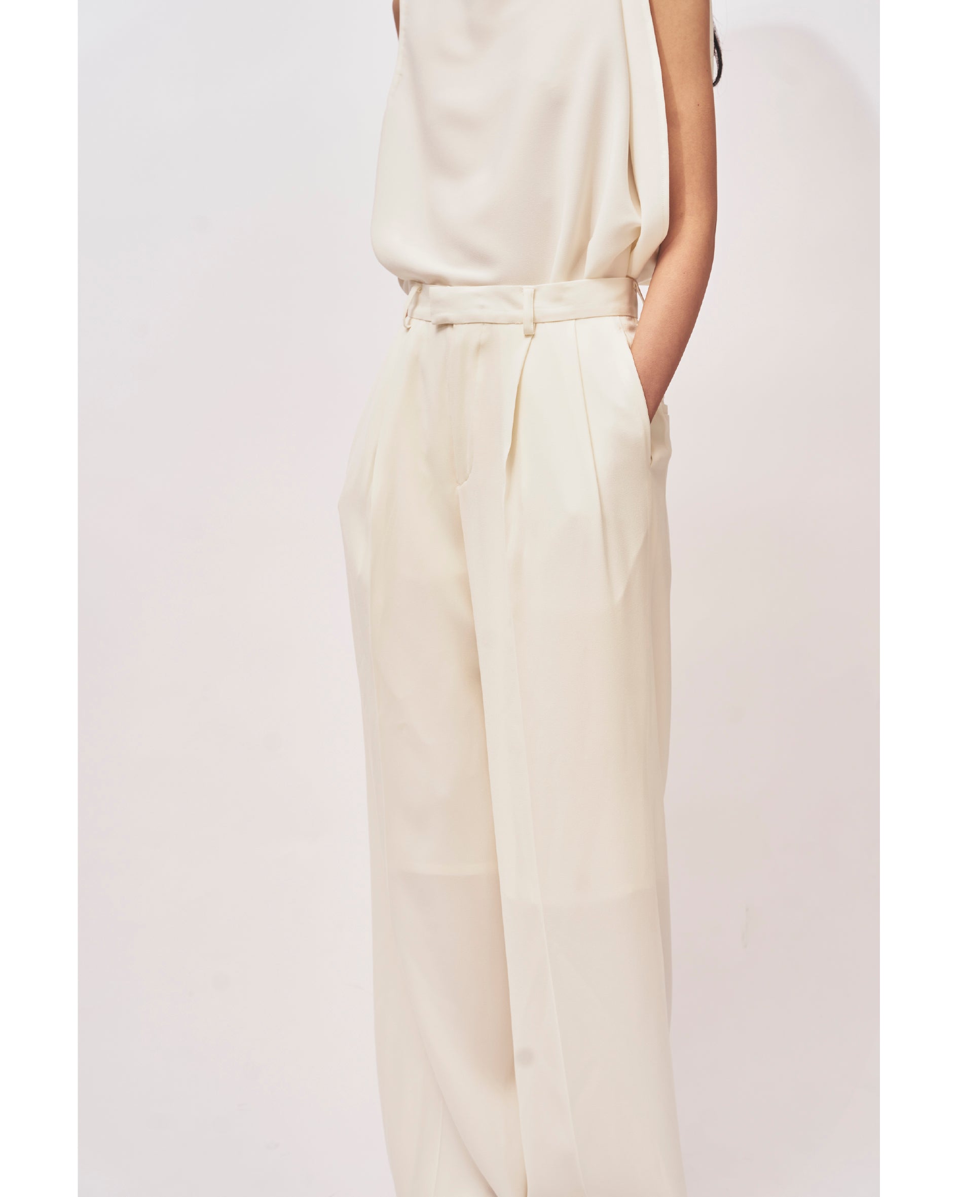 ISPARTA - WIDE SILHOUETTE SATIN TUCKED TROUSERS