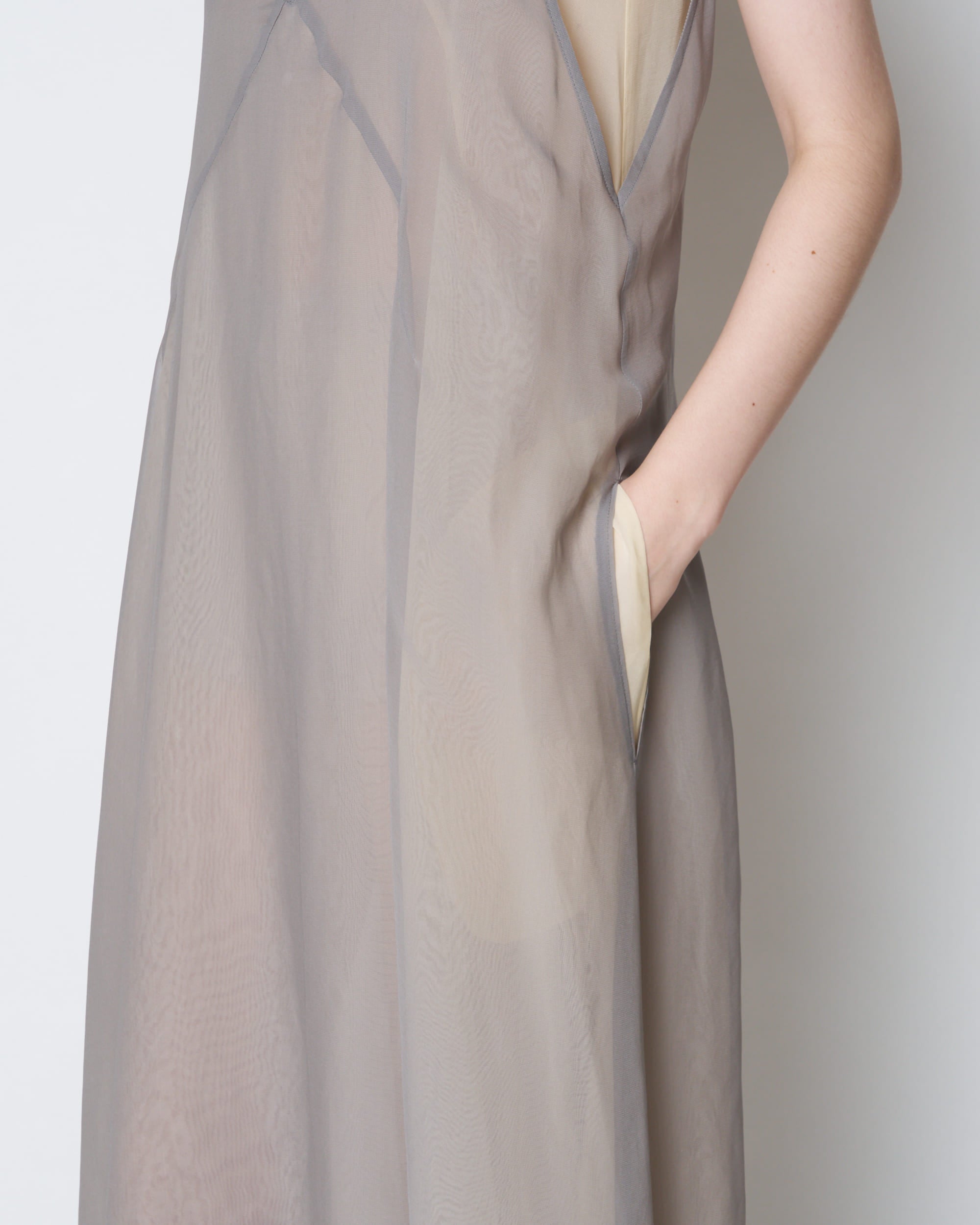 【PRE ORDER】PARNIAN - SHEER LAYERED DRESS