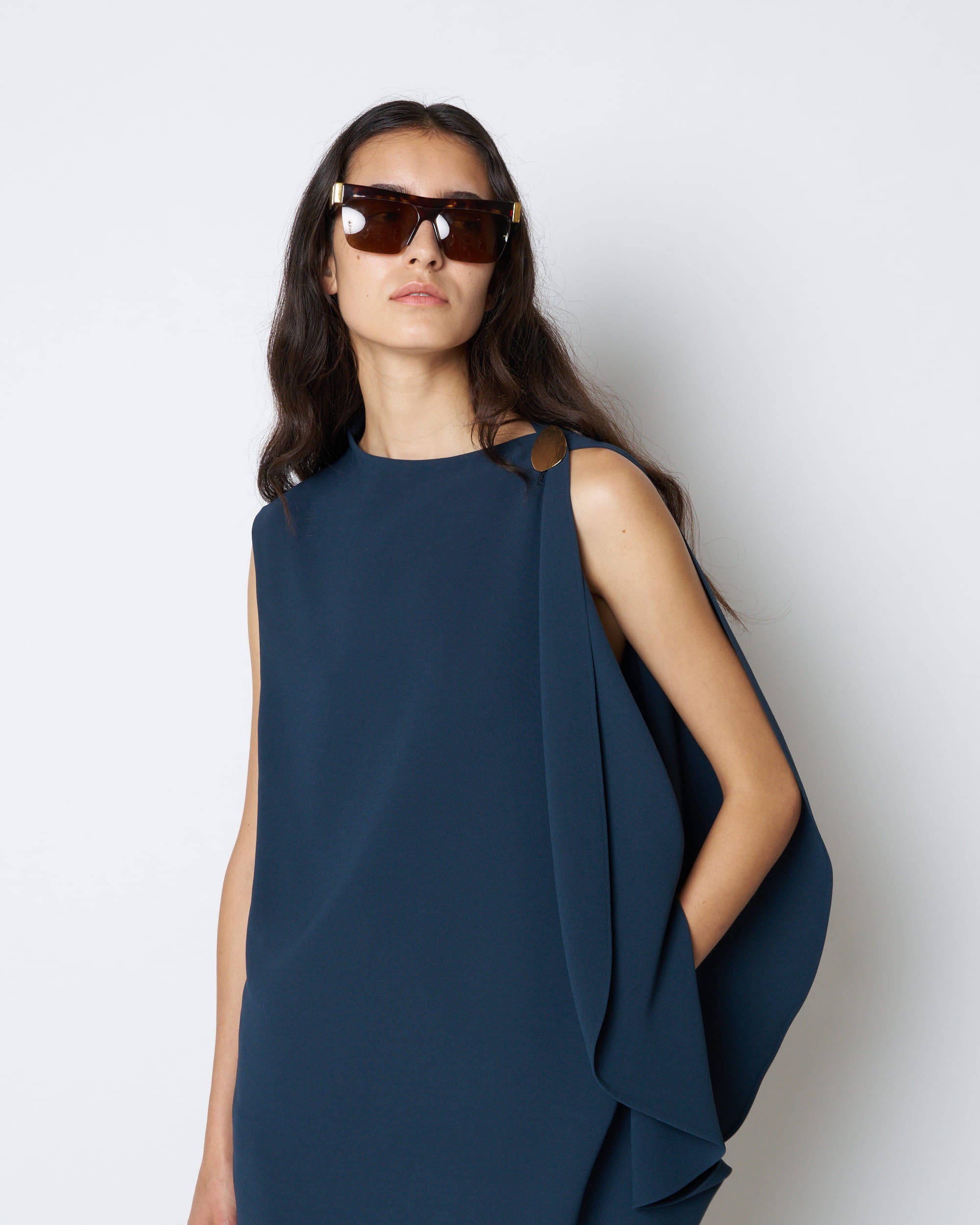 【PRE ORDER】LEVI - ASYMMETRY DRAPED BLOUSE