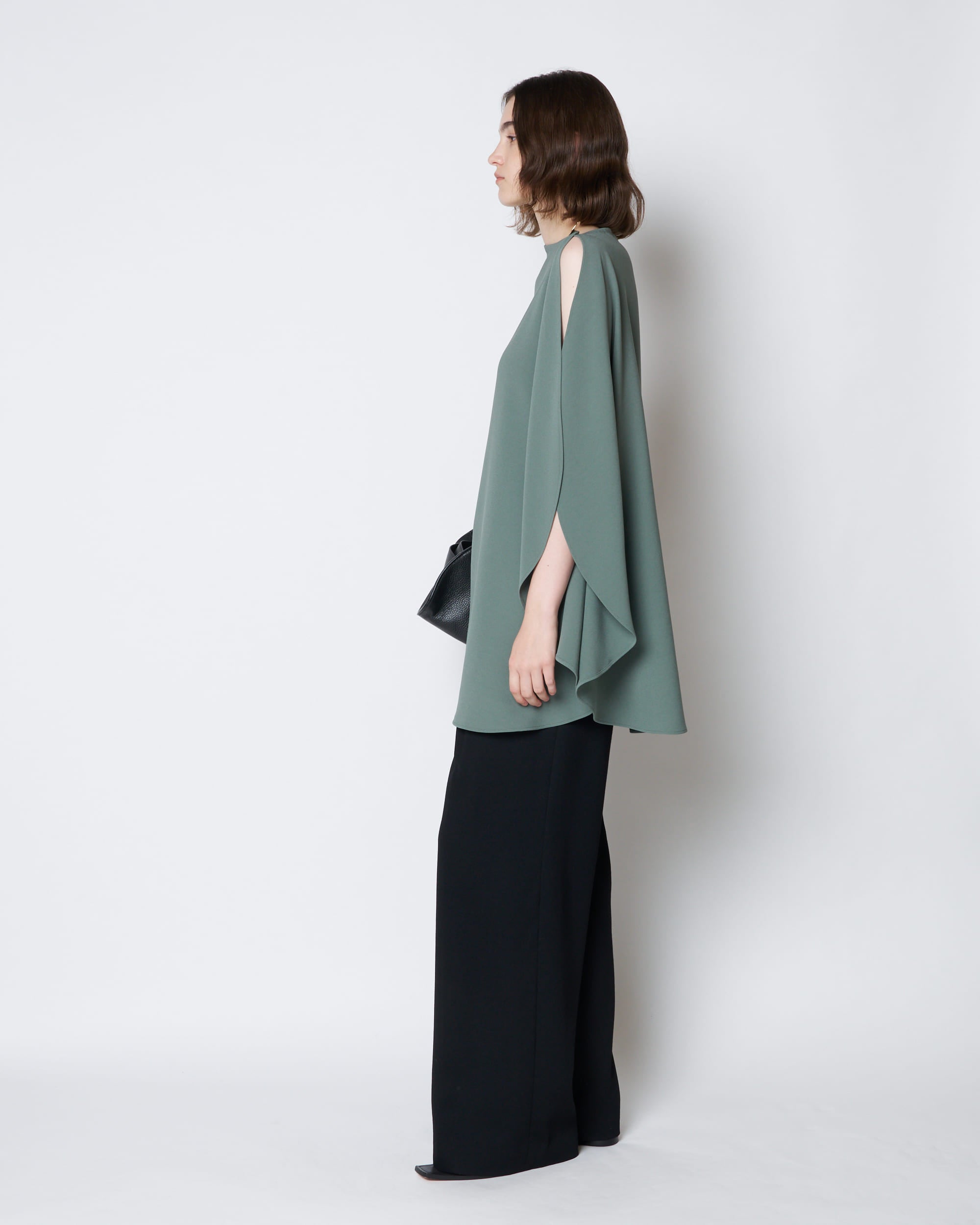 【PRE ORDER】LEVI - ASYMMETRY DRAPED BLOUSE