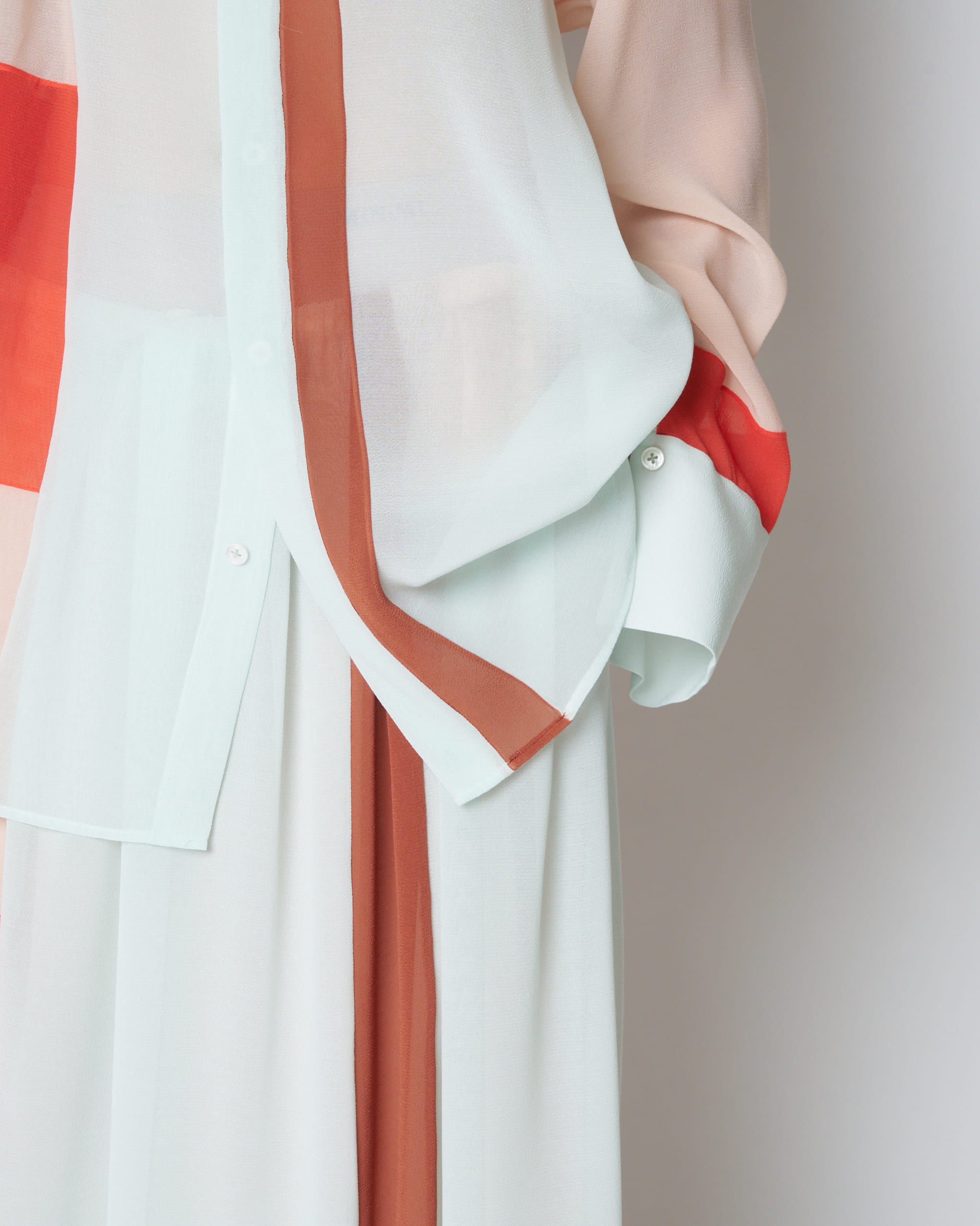 【PRE ORDER】PHOEBE - COLOUR BLOCK SHEER SHIRT