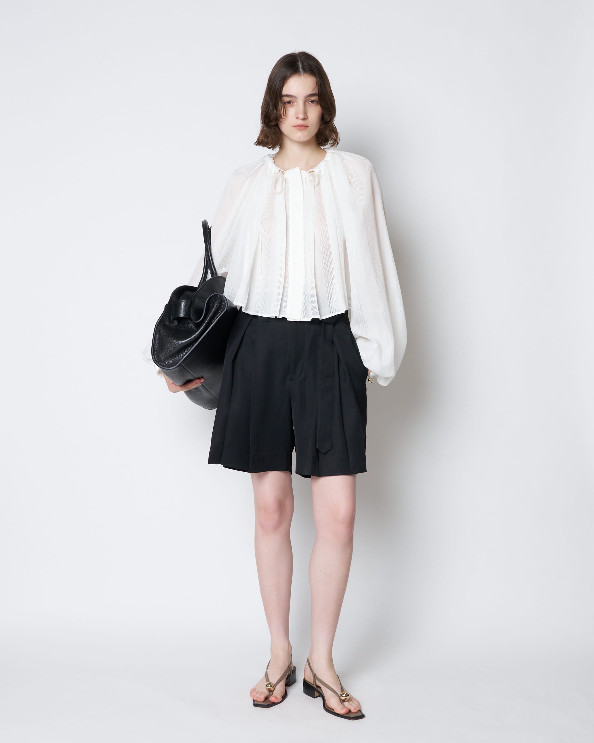 【PRE ORDER】PAUL - SUMMER WOOL BELTED SHORT PANTS