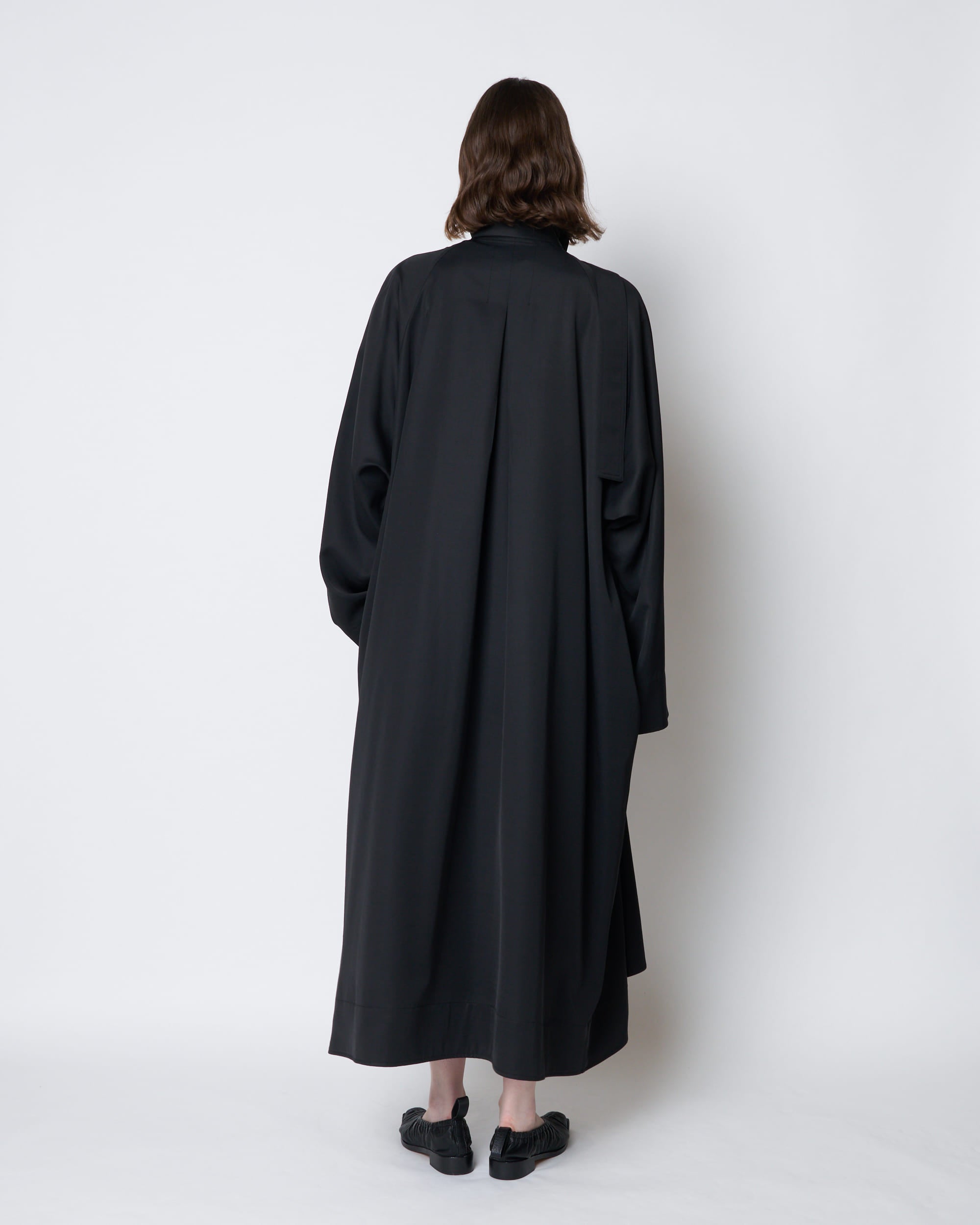 【PRE ORDER】PELAGIA - FRONT GATHER BUCKLE COAT