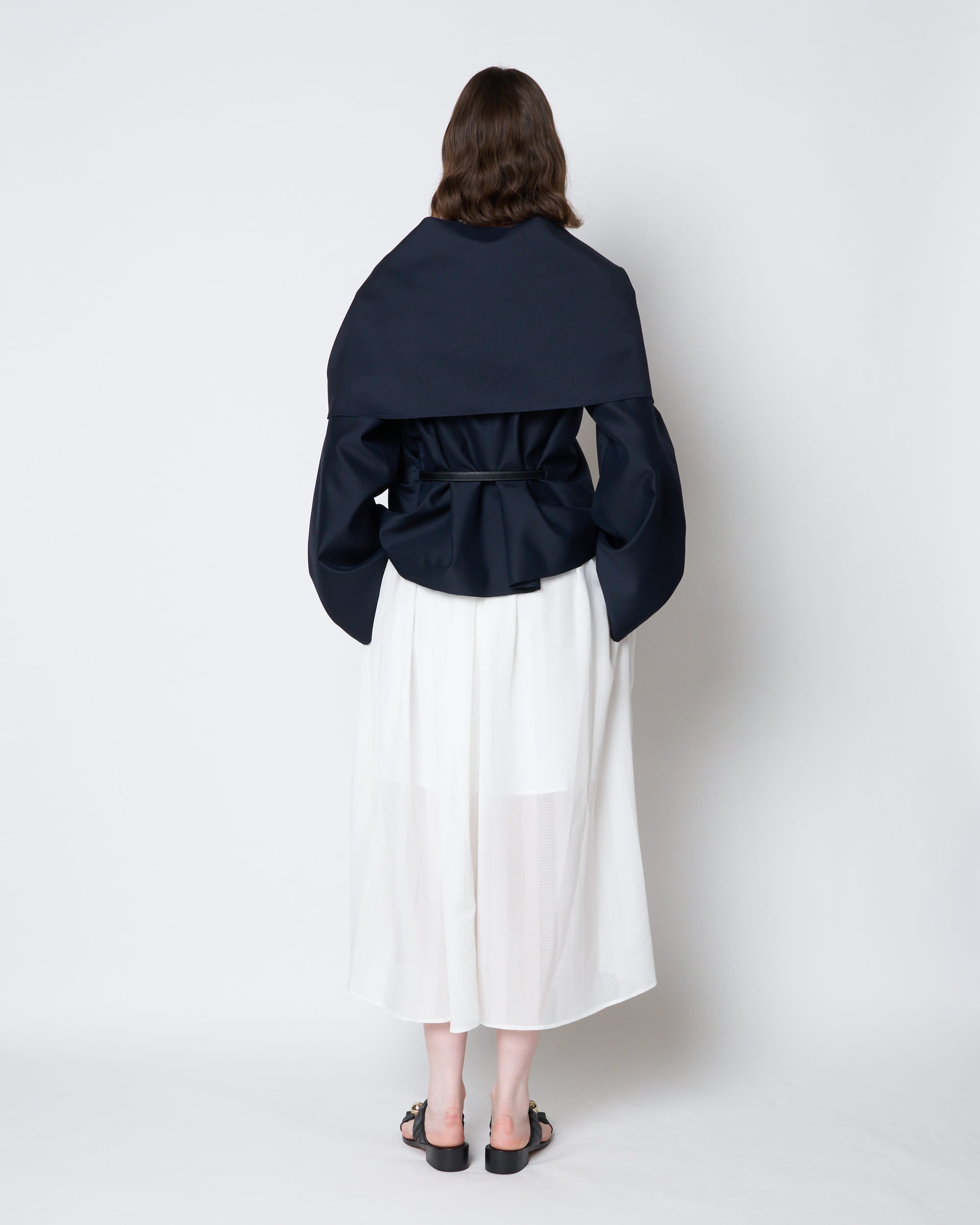 【PRE ORDER】PERLA - FRONT TWIST BELTED SILK JACKET