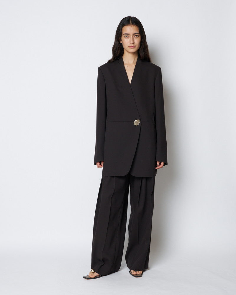 【PRE ORDER】HARU - COLLARLESS WOOL TAILORED BLAZER