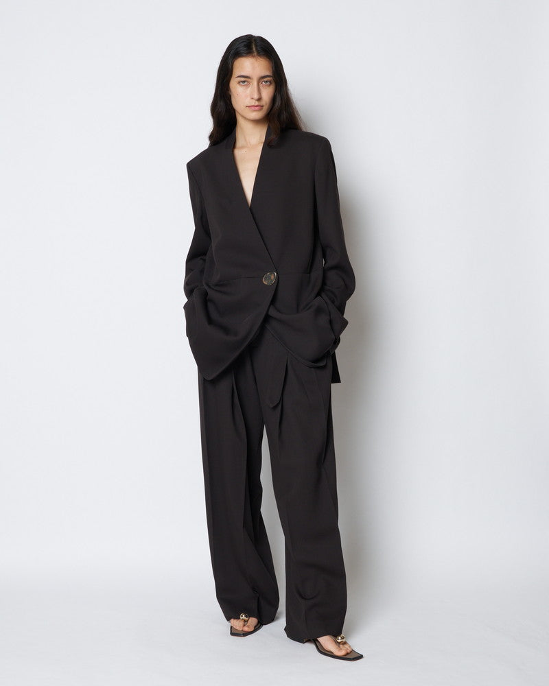 【PRE ORDER】HARU - COLLARLESS WOOL TAILORED BLAZER