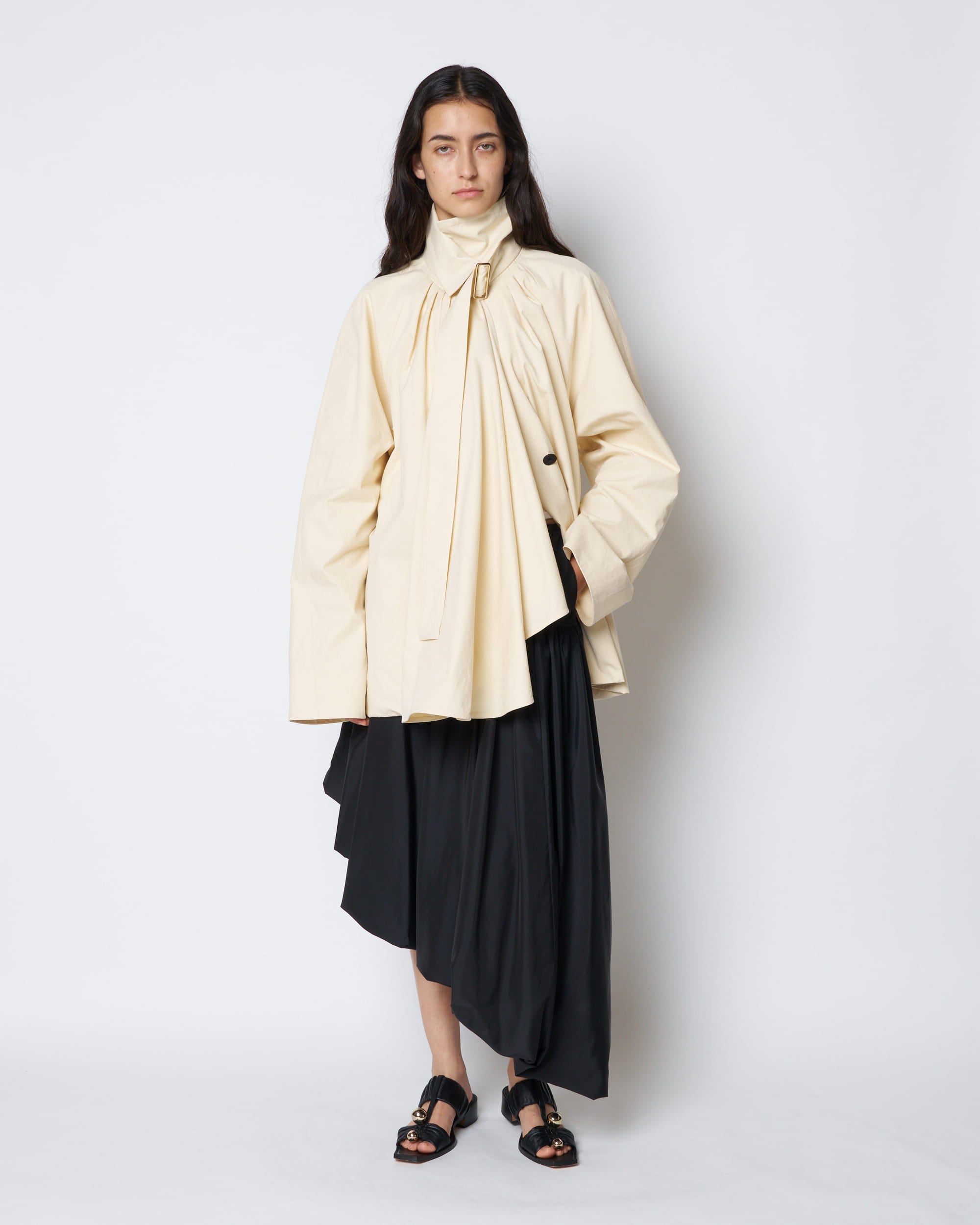 【PRE ORDER】PAVLA - FRONT GATHER BUCKLE JACKET