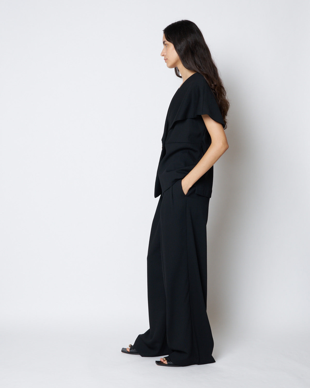 【PRE ORDER】POLA - CAPE COLLAR JACKET