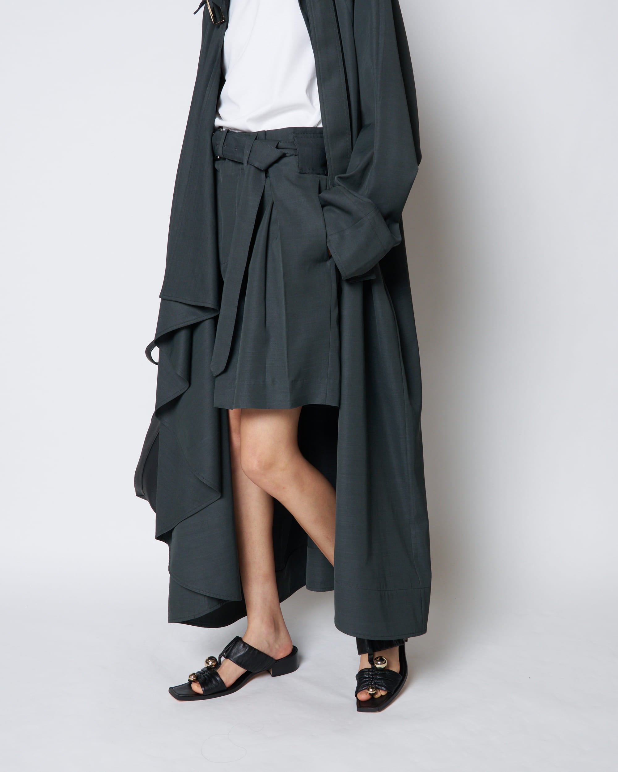 【PRE ORDER】PAUL - SUMMER WOOL BELTED SHORT PANTS