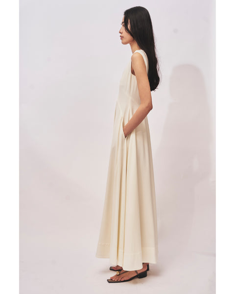 INES - BACK SATIN FLARE DRESS