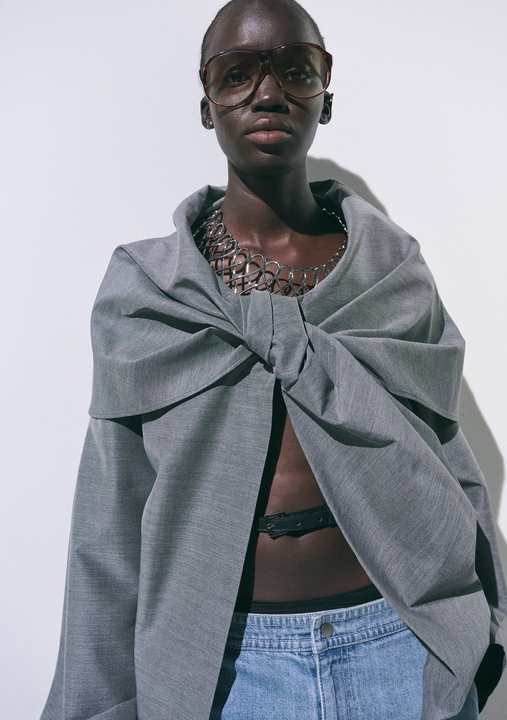 【PRE ORDER】PERLA - FRONT TWIST BELTED SILK JACKET