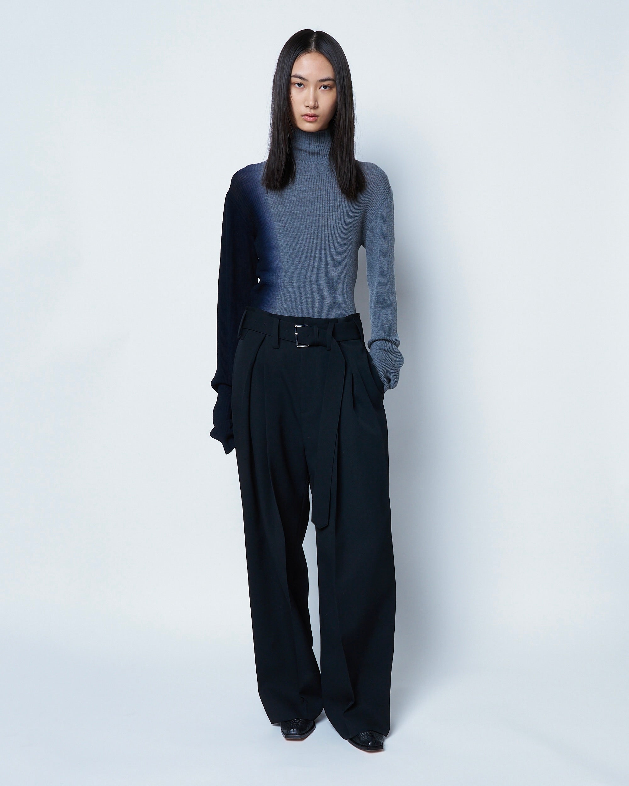 【COMING SOON】OPHIRAE - FINE GRADATION KNIT TOP