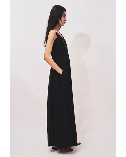 INES - BACK SATIN FLARE DRESS