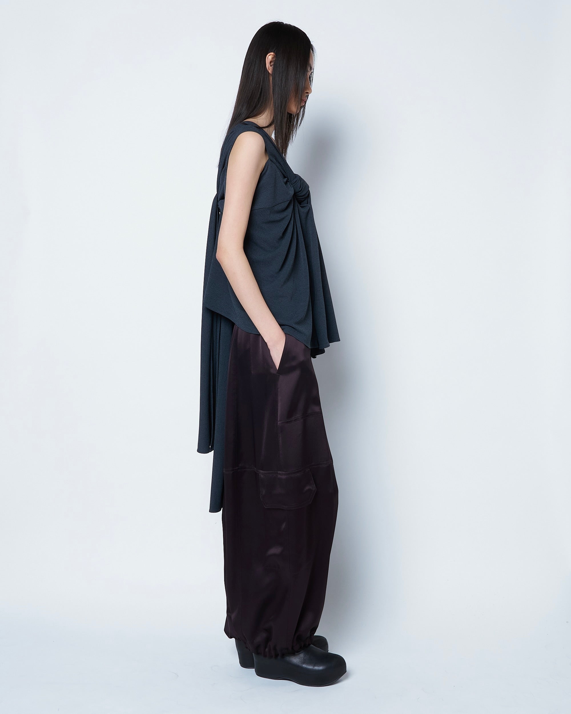 【COMING SOON】ONYX - DRAPED RAYON TOP