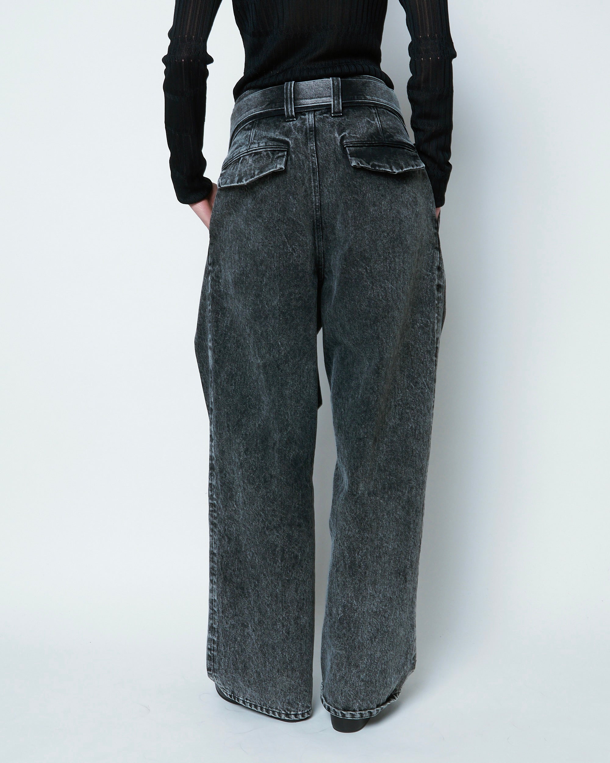 【COMING SOON】ODETTE - DENIM BELTED PANTS