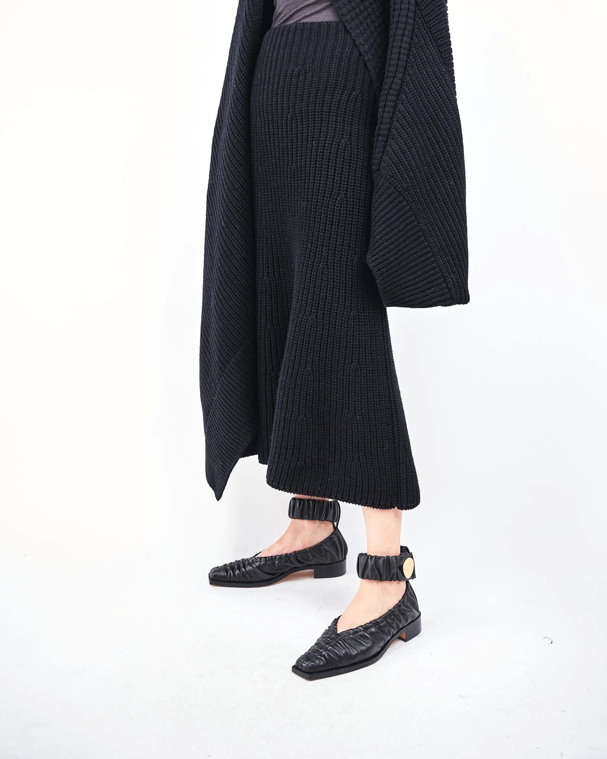 HARUNOBUMURATA GARWIN ブラック38 GARWIN - SQUARE TOE GATHERED LEATHER SHOES – HARUNOBUMURATA