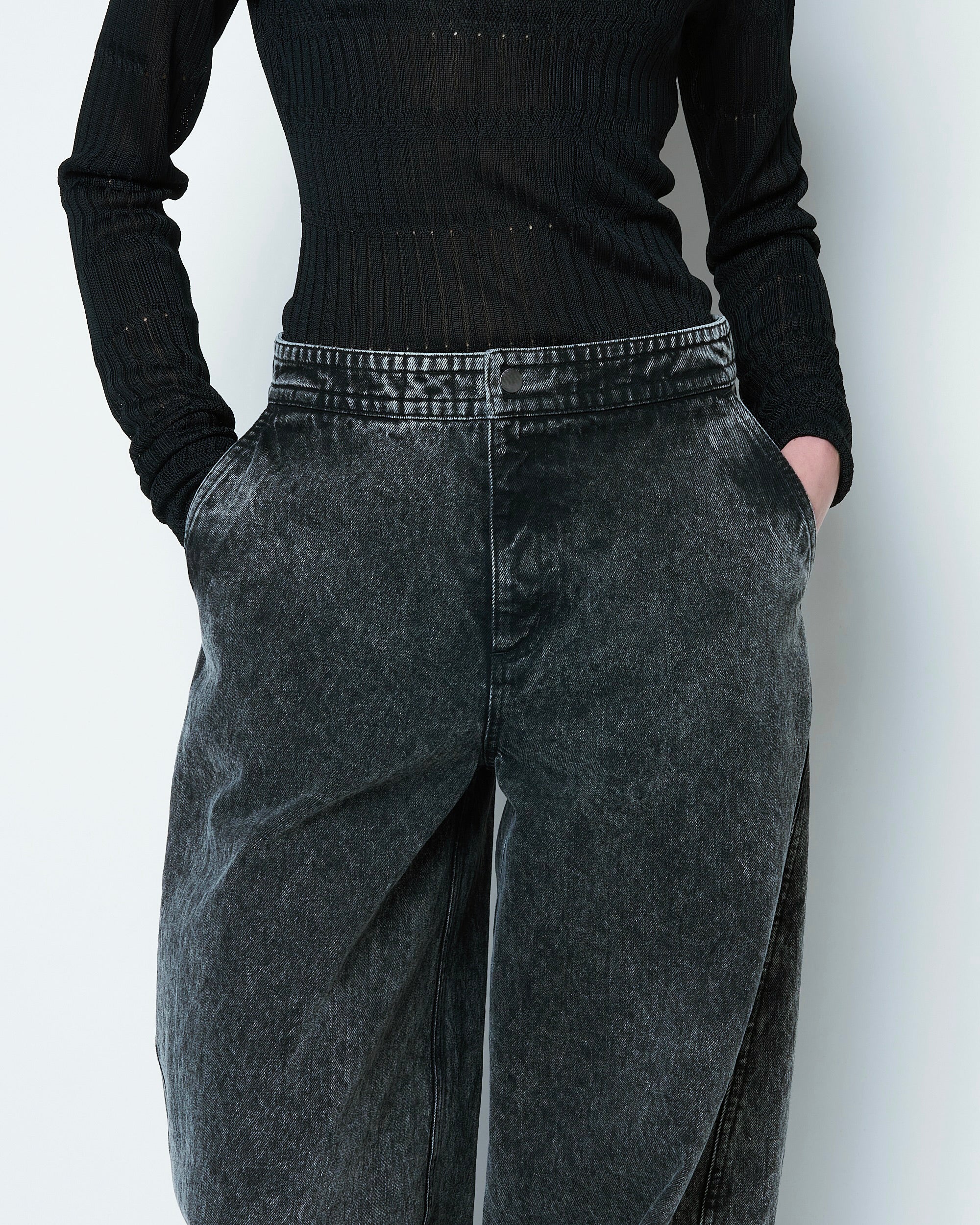 【COMING SOON】NARVIK - COCOON DENIM PANTS