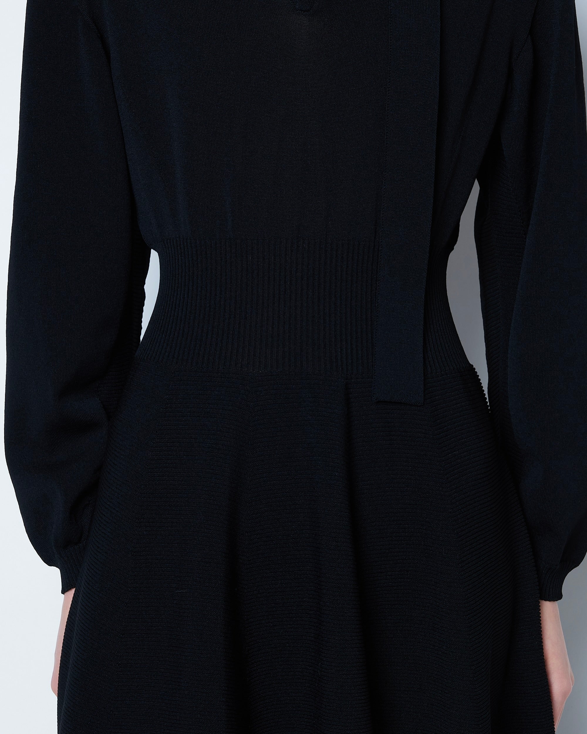 ANNA - LONG SLEEVE KNIT DRESS WITH BUTTON