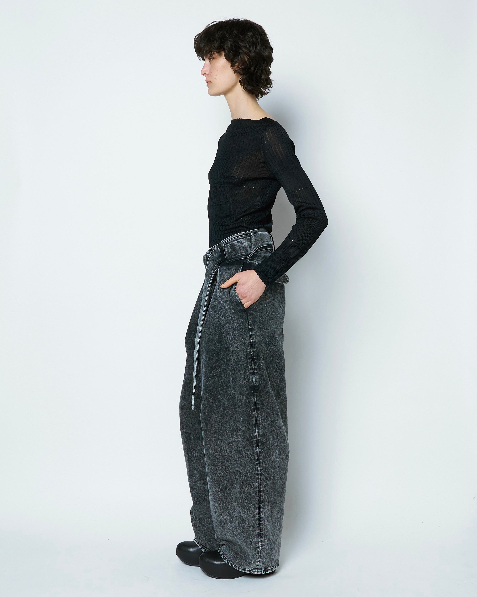 【COMING SOON】ODETTE - DENIM BELTED PANTS