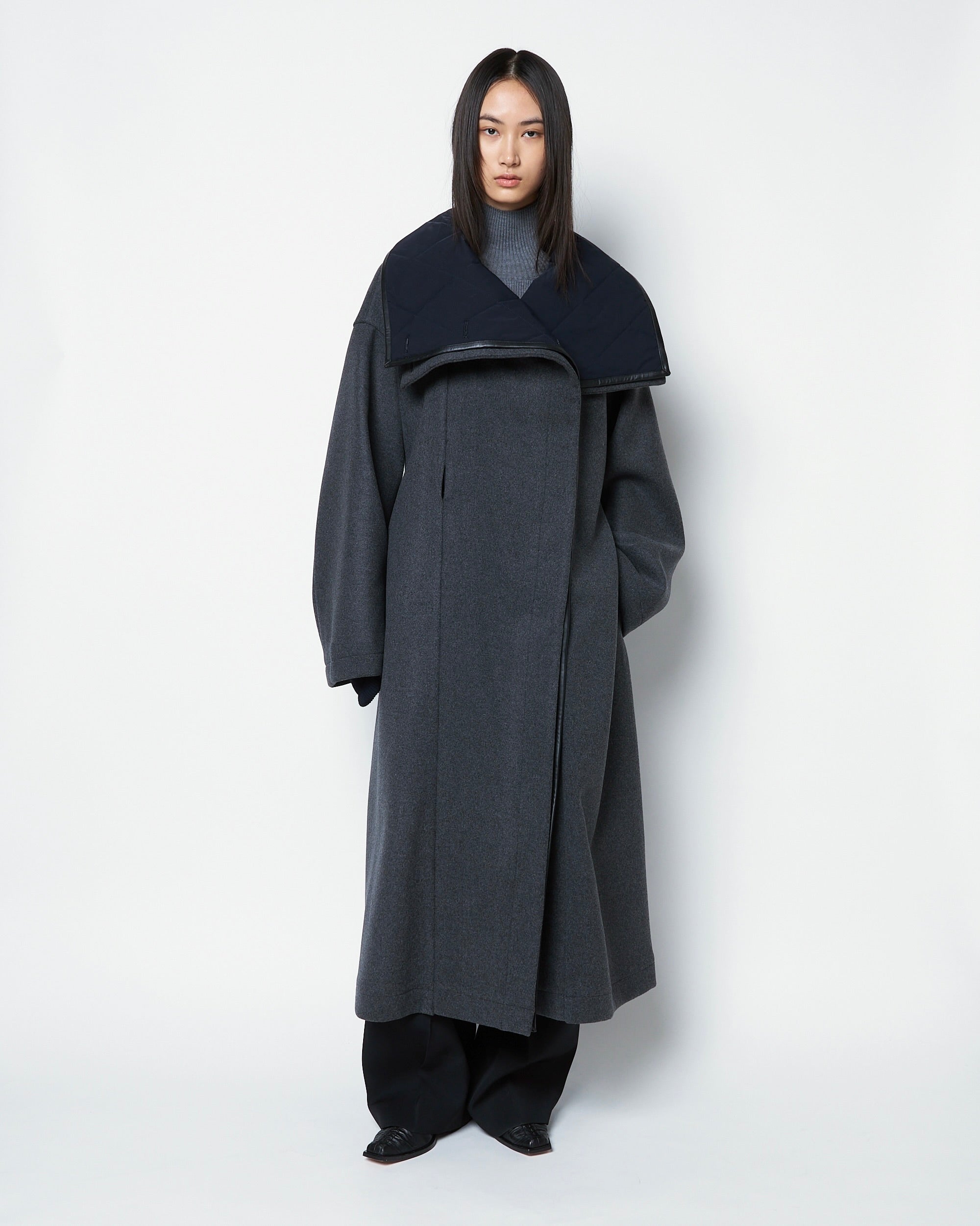 ORELIA - DOUBLE LAYERED VIRGIN WOOL COAT