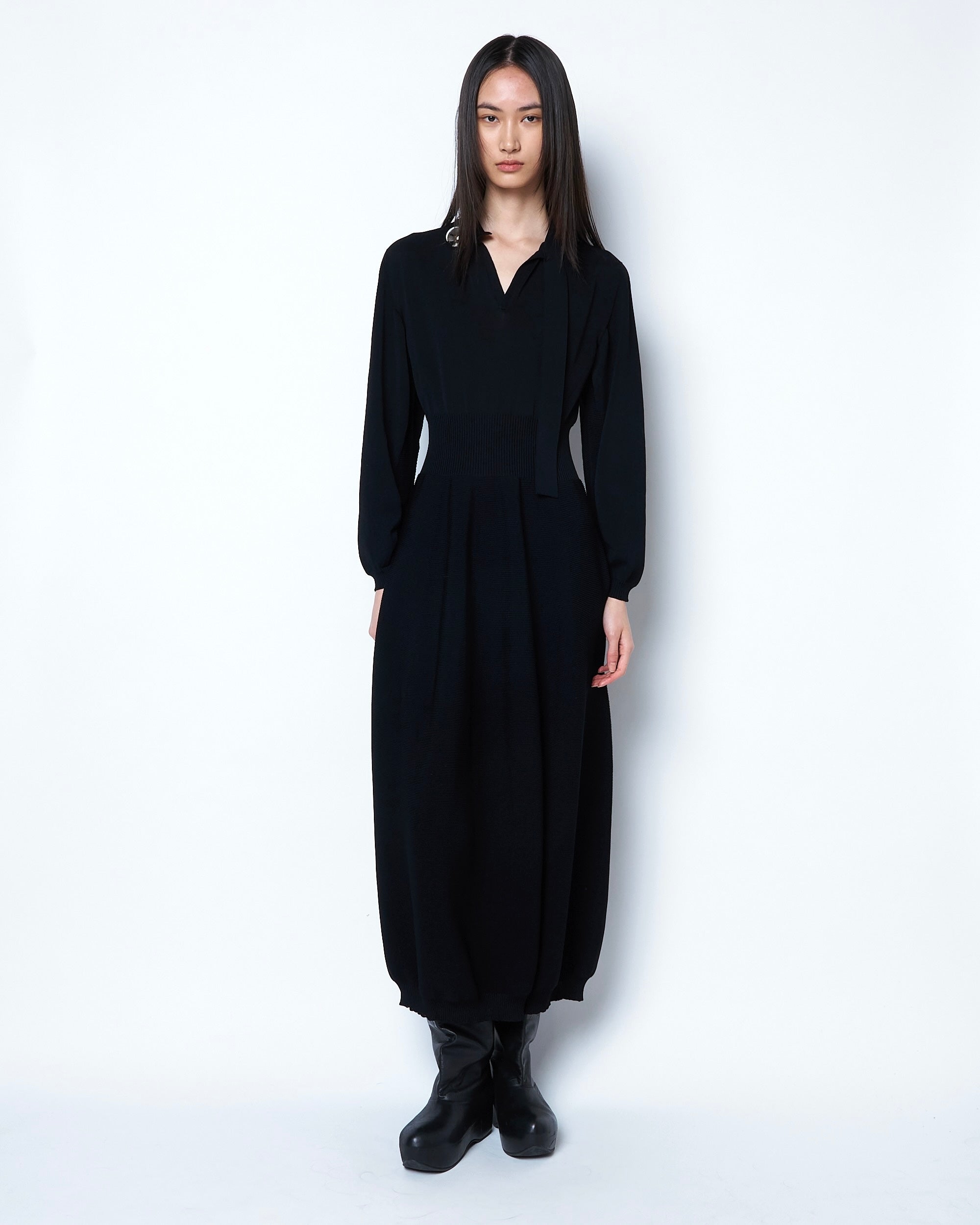 ANNA - LONG SLEEVE KNIT DRESS WITH BUTTON