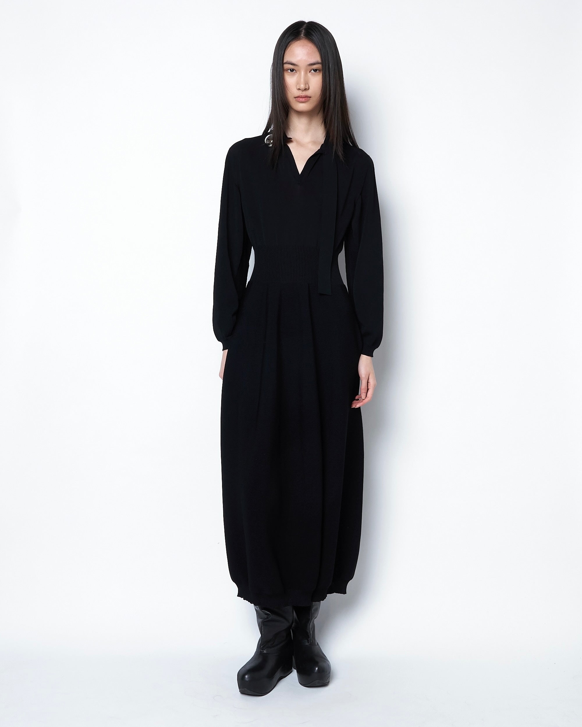 ANNA - LONG SLEEVE KNIT DRESS WITH BUTTON