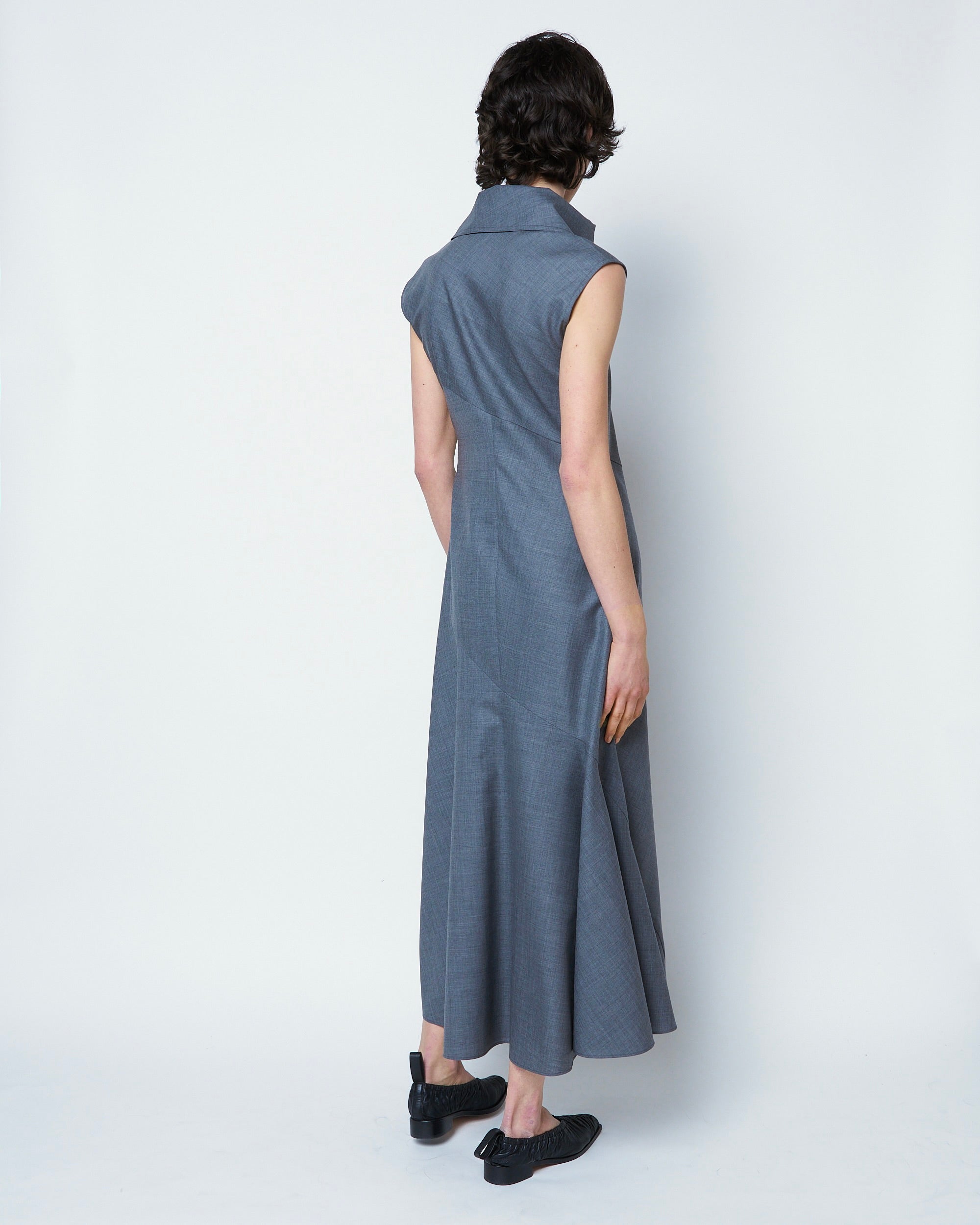ORBIT - SLEEVELESS BALLOON DRESS