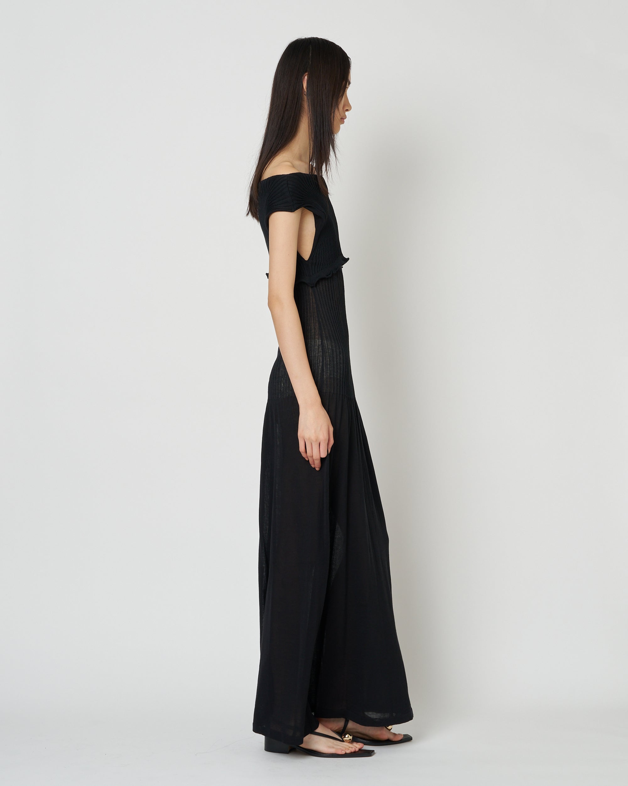 【PRE ORDER】NIVOLA - LAYERED KNIT DRESS