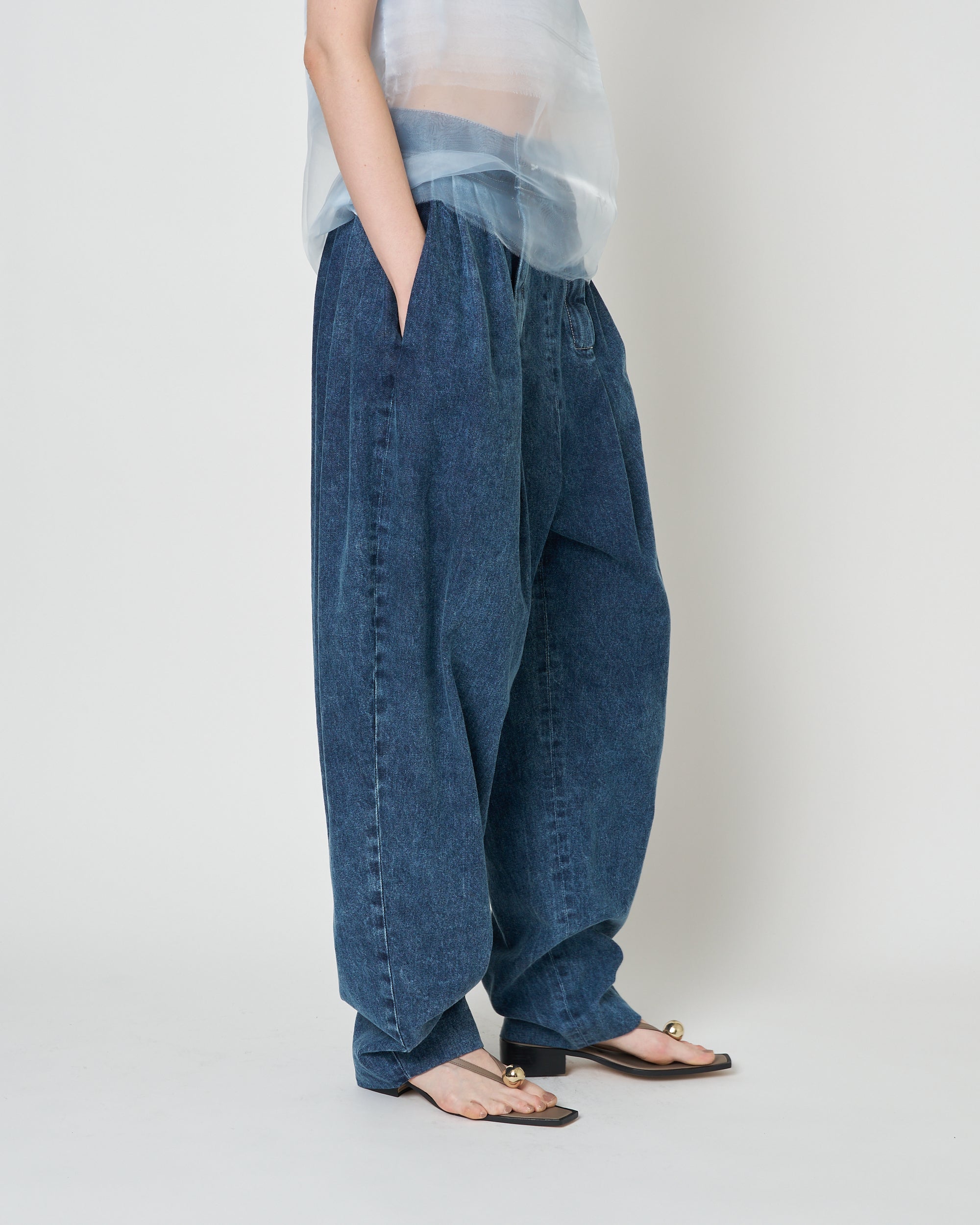 【PRE ORDER】NIRVANA - DENIM TUCK PANTS