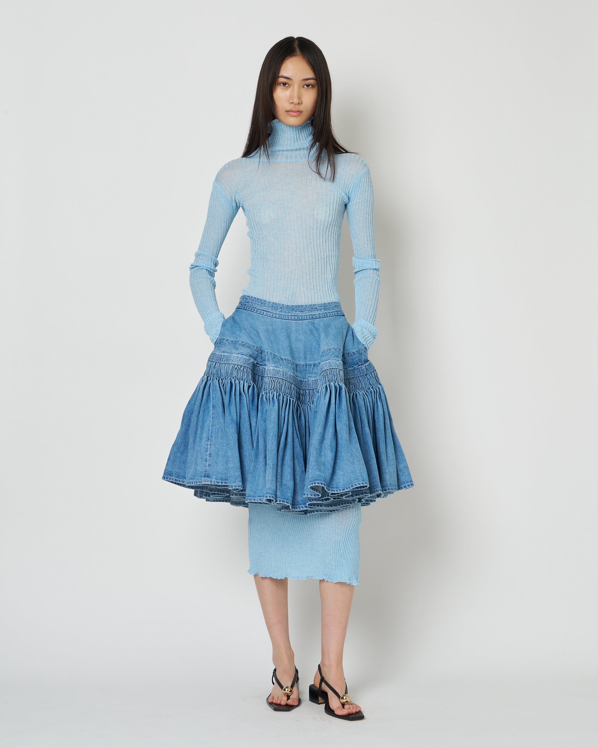 【PRE ORDER】NERIDA - SMOCKING EMBROIDERY DENIM SKIRT