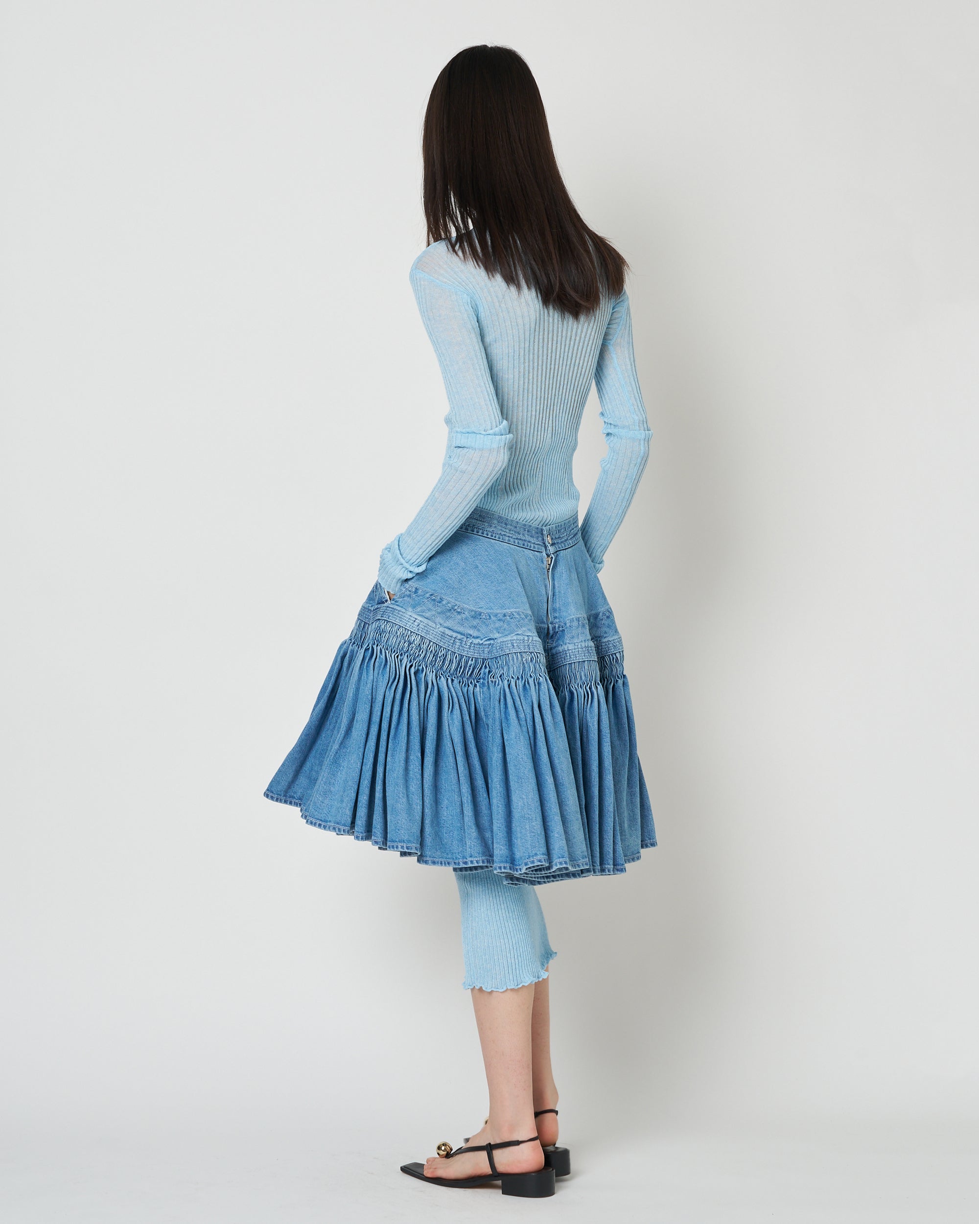 【PRE ORDER】NERIDA - SMOCKING EMBROIDERY DENIM SKIRT