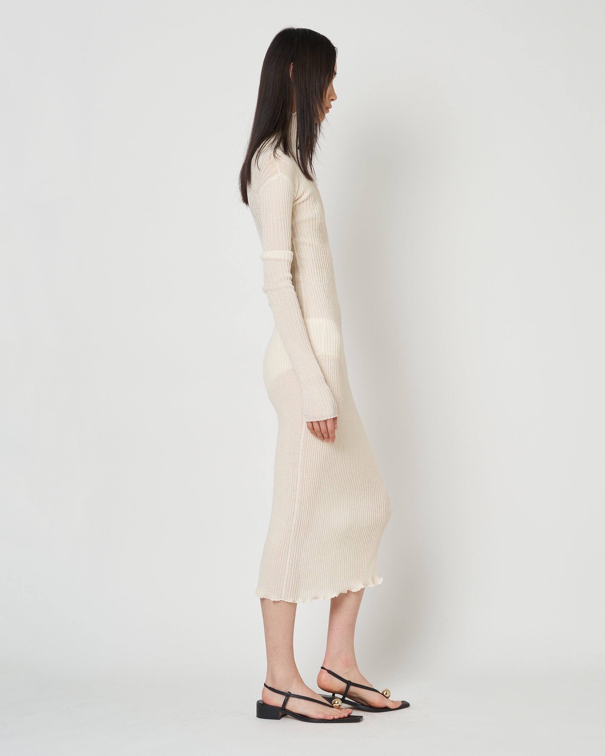 【PRE ORDER】NAHLA - ESSENTIAL KNIT DRESS