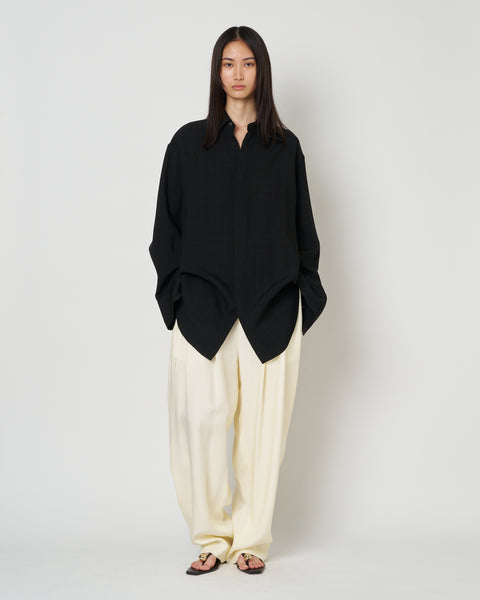 【PRE ORDER】NIRVANA - VISCOSE TUCK PANTS