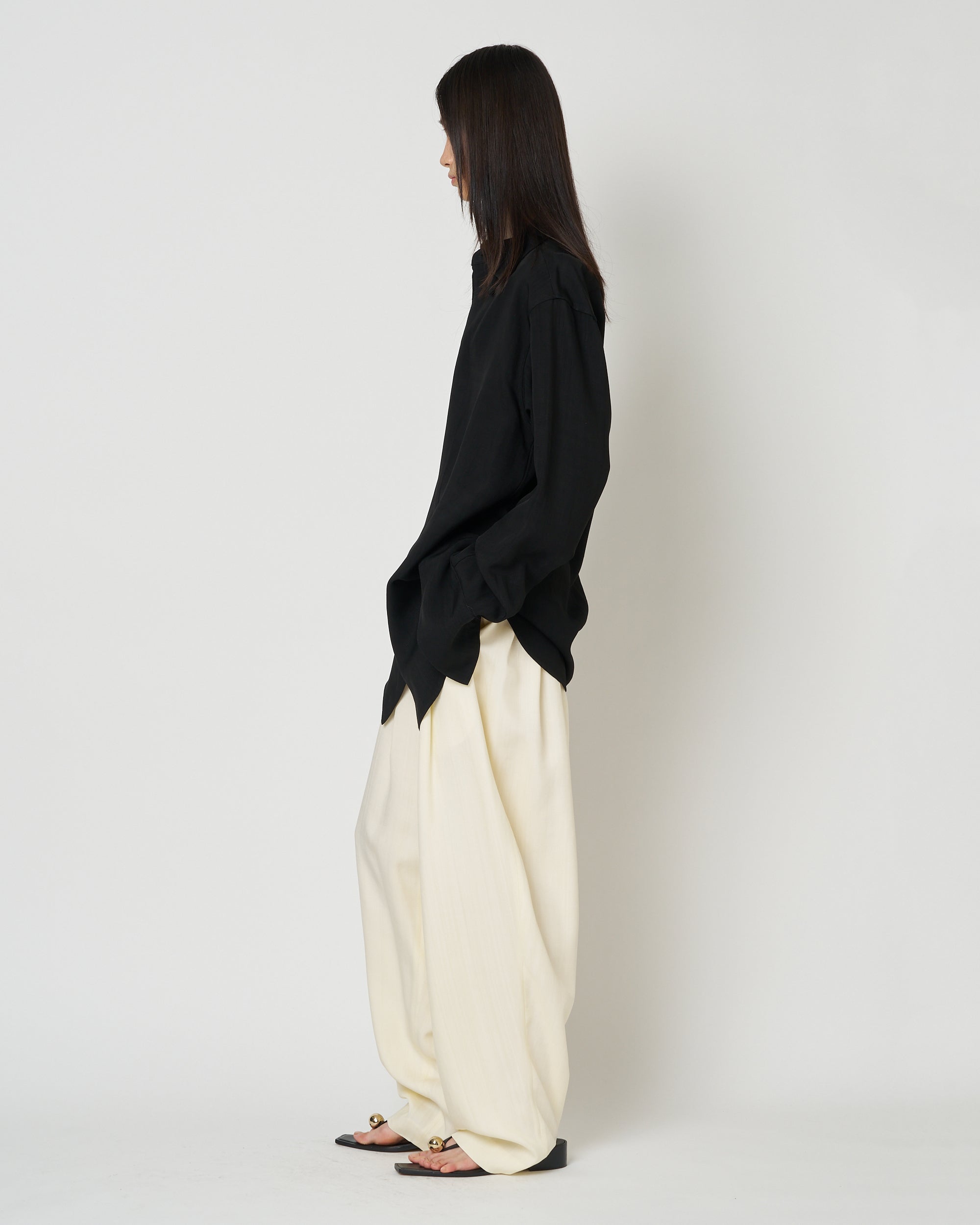 【PRE ORDER】NIRVANA - VISCOSE TUCK PANTS
