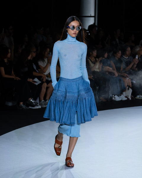 【PRE ORDER】NERIDA - SMOCKING EMBROIDERY DENIM SKIRT