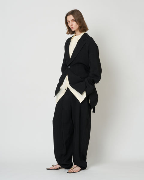 【PRE ORDER】NIRVANA - VISCOSE TUCK PANTS