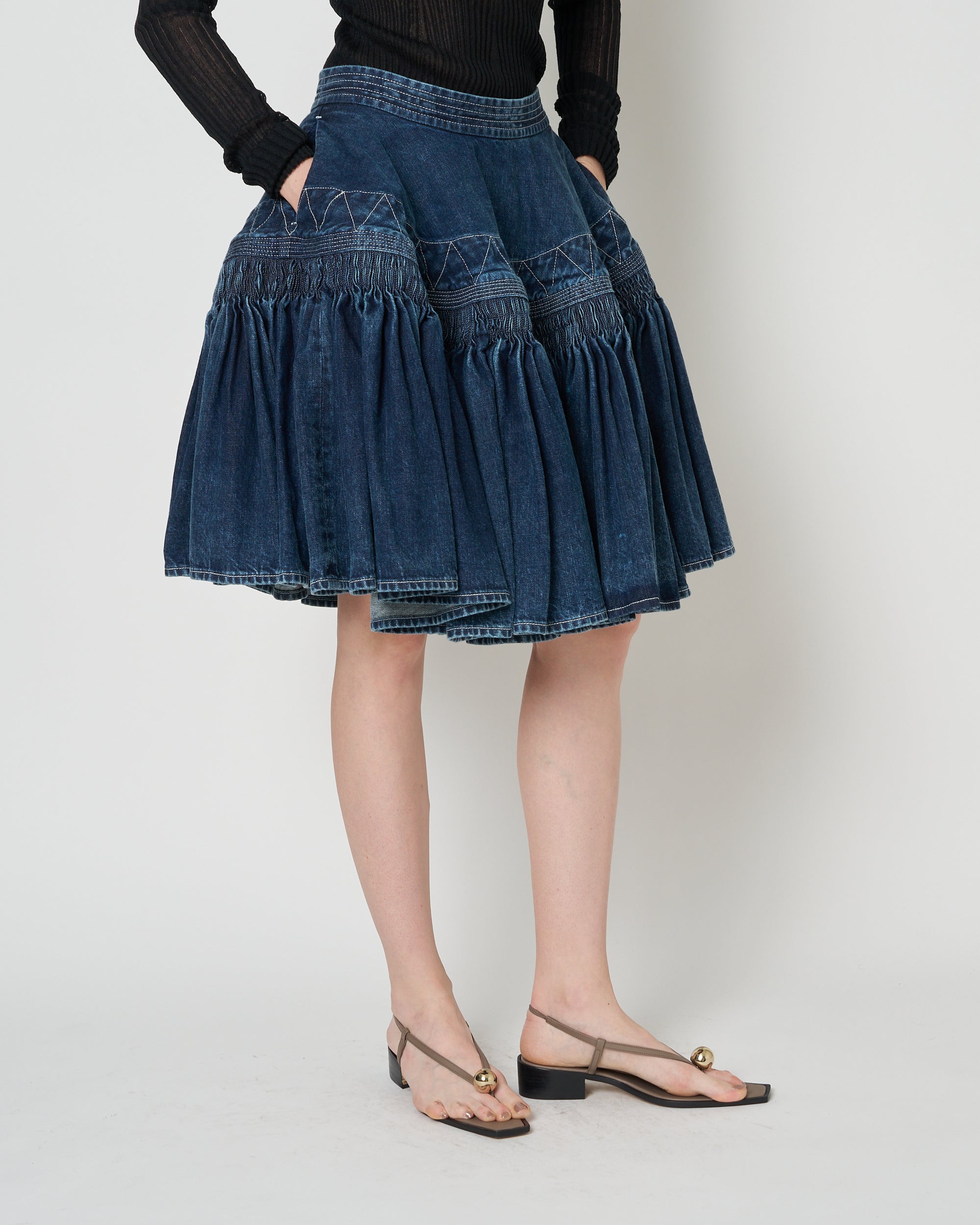 【PRE ORDER】NERIDA - SMOCKING EMBROIDERY DENIM SKIRT