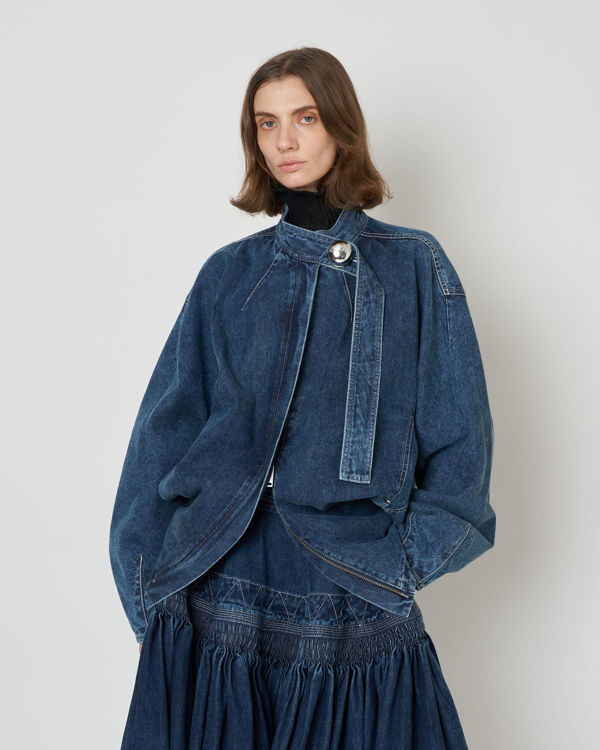 IVANA - ROUND SHAPED ZIP UP DENIM BLOUSON