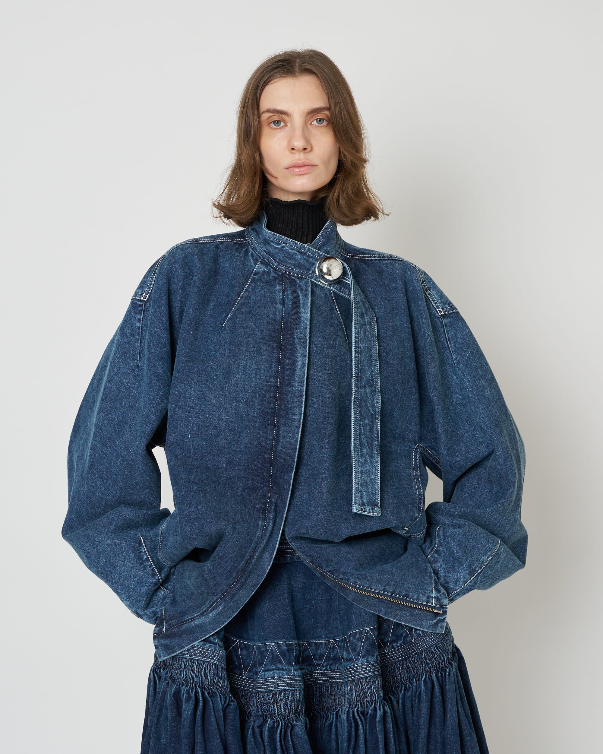 IVANA - ROUND SHAPED ZIP UP DENIM BLOUSON