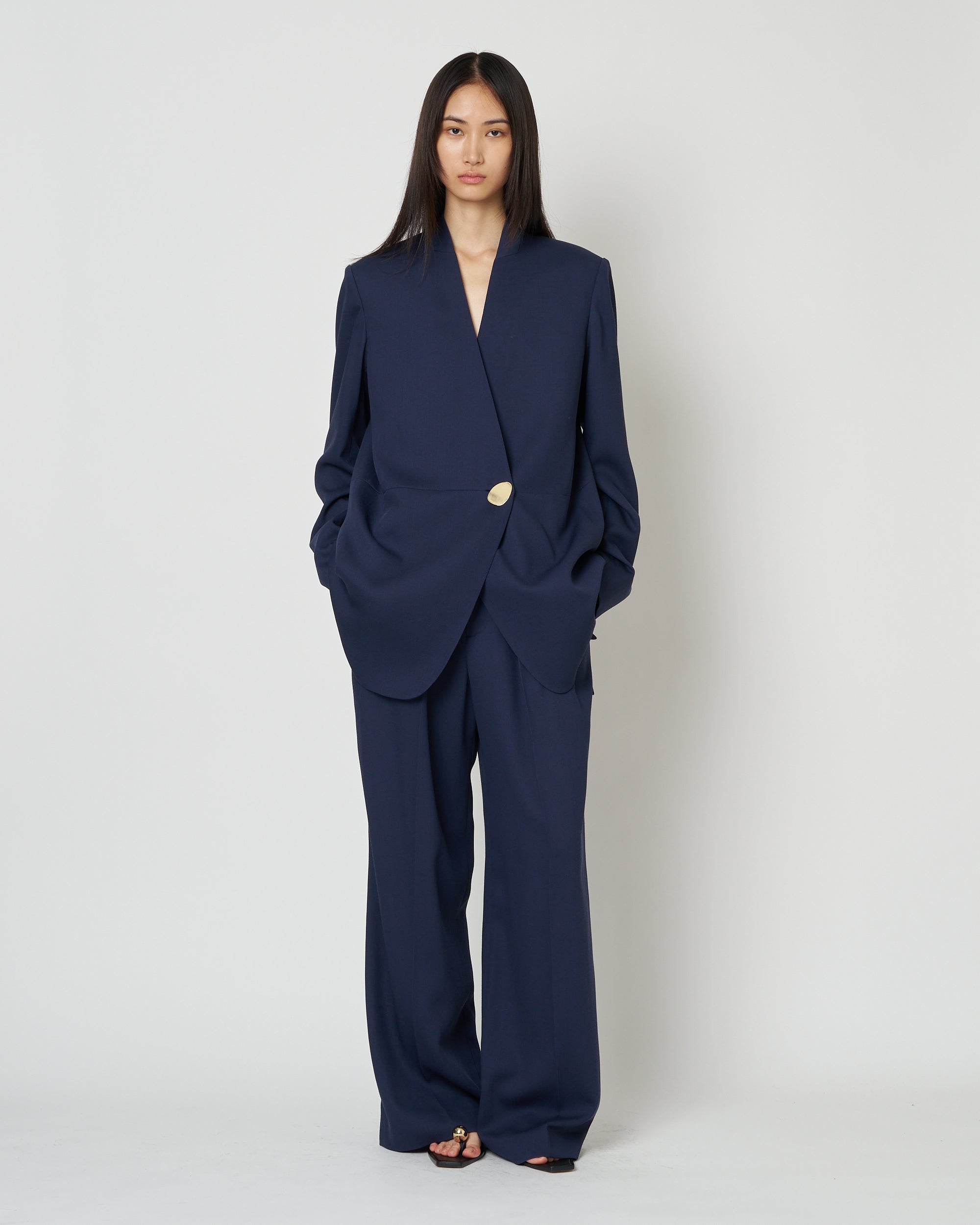 【PRE ORDER】HARU - COLLARLESS SUMMER WOOL TAILORED BLAZER